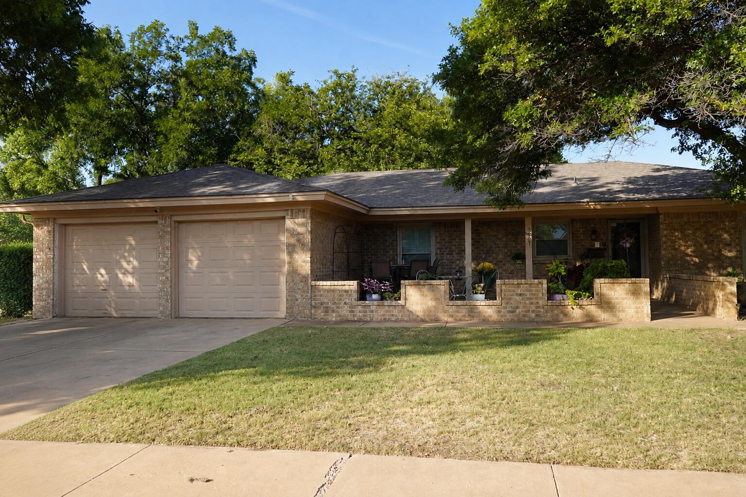 3607 Knoxville Drive — photo