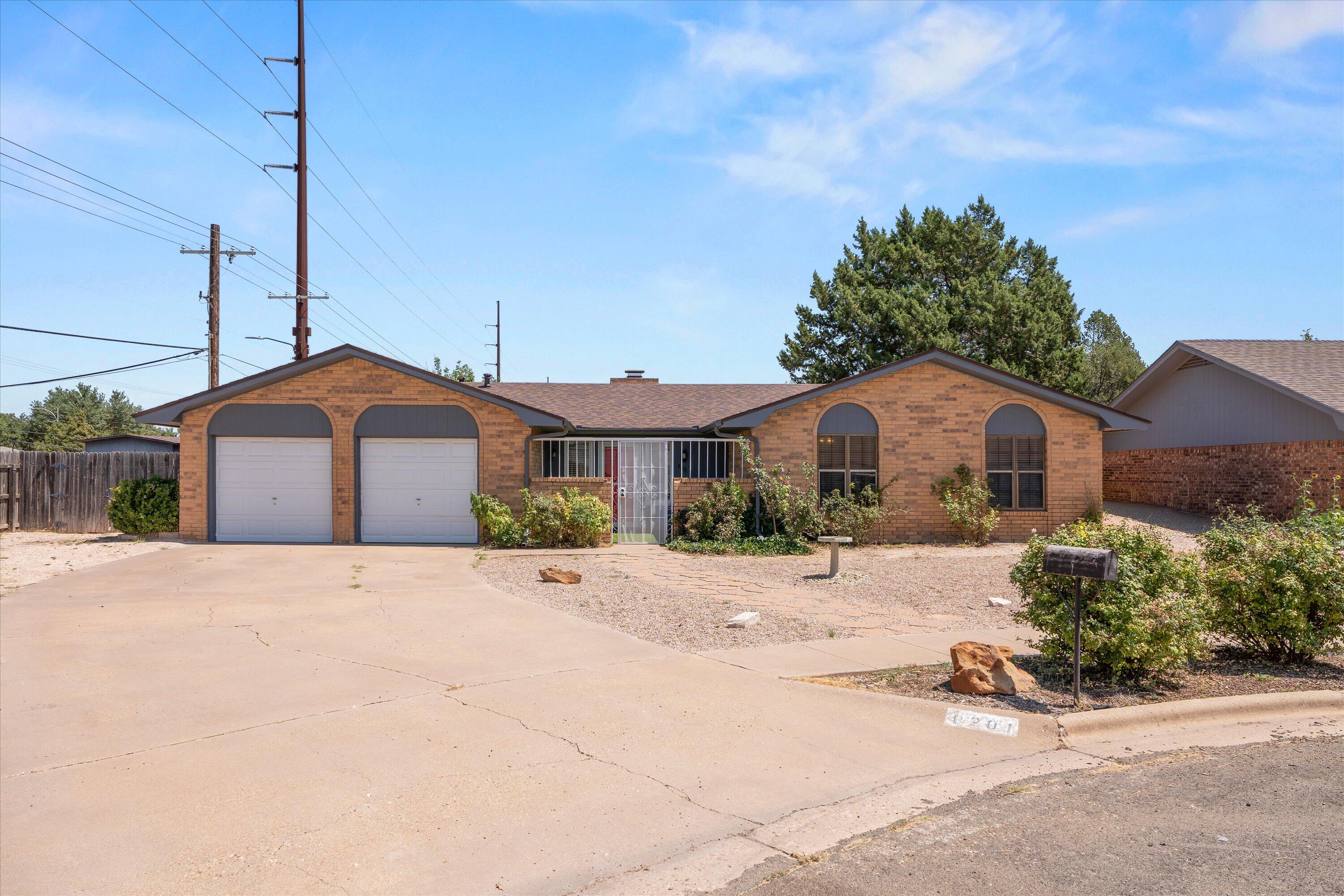 8201 Louisville Avenue — photo