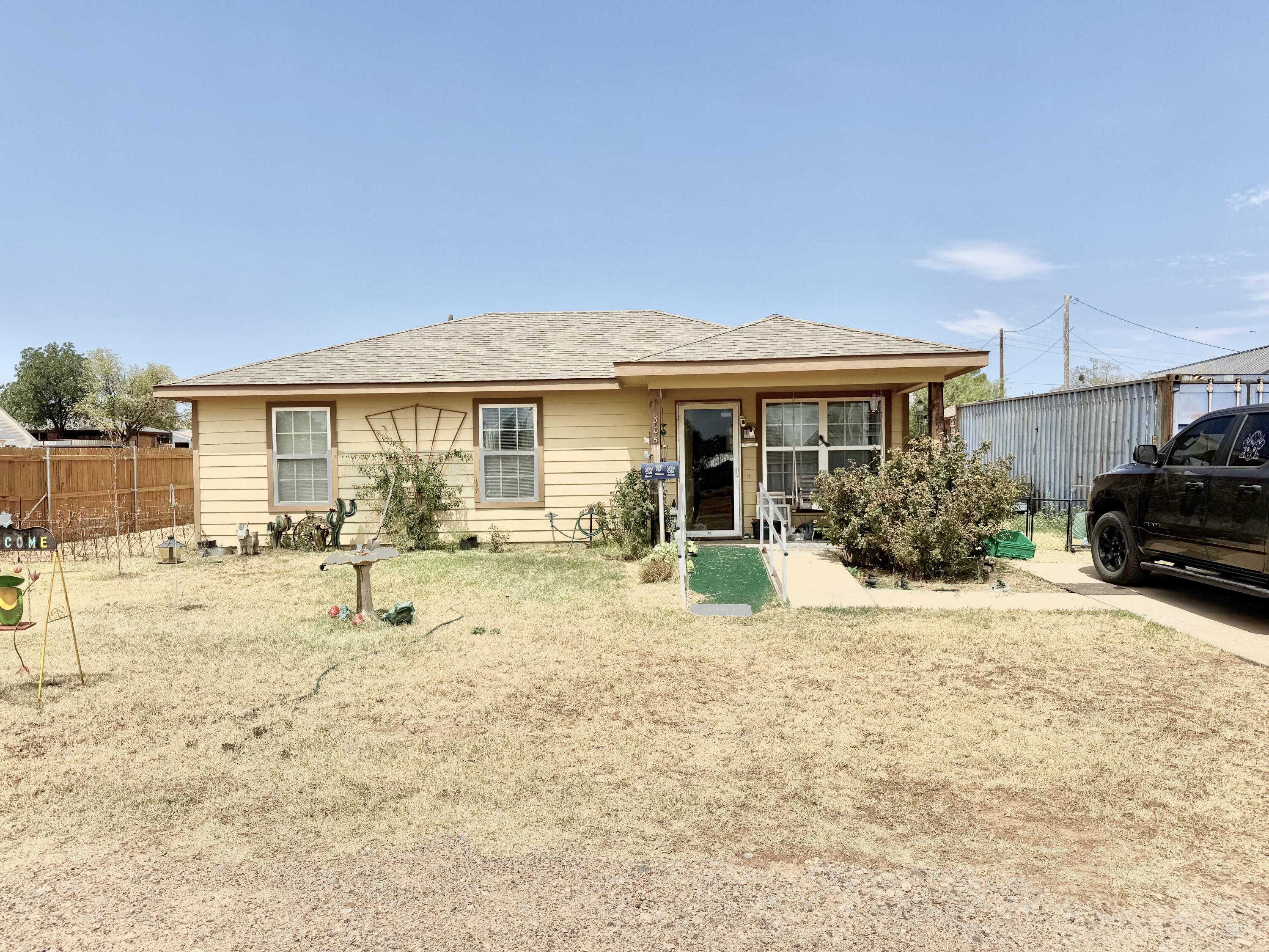 305 E 2nd Street, Spur, TX 79370 — photo 2