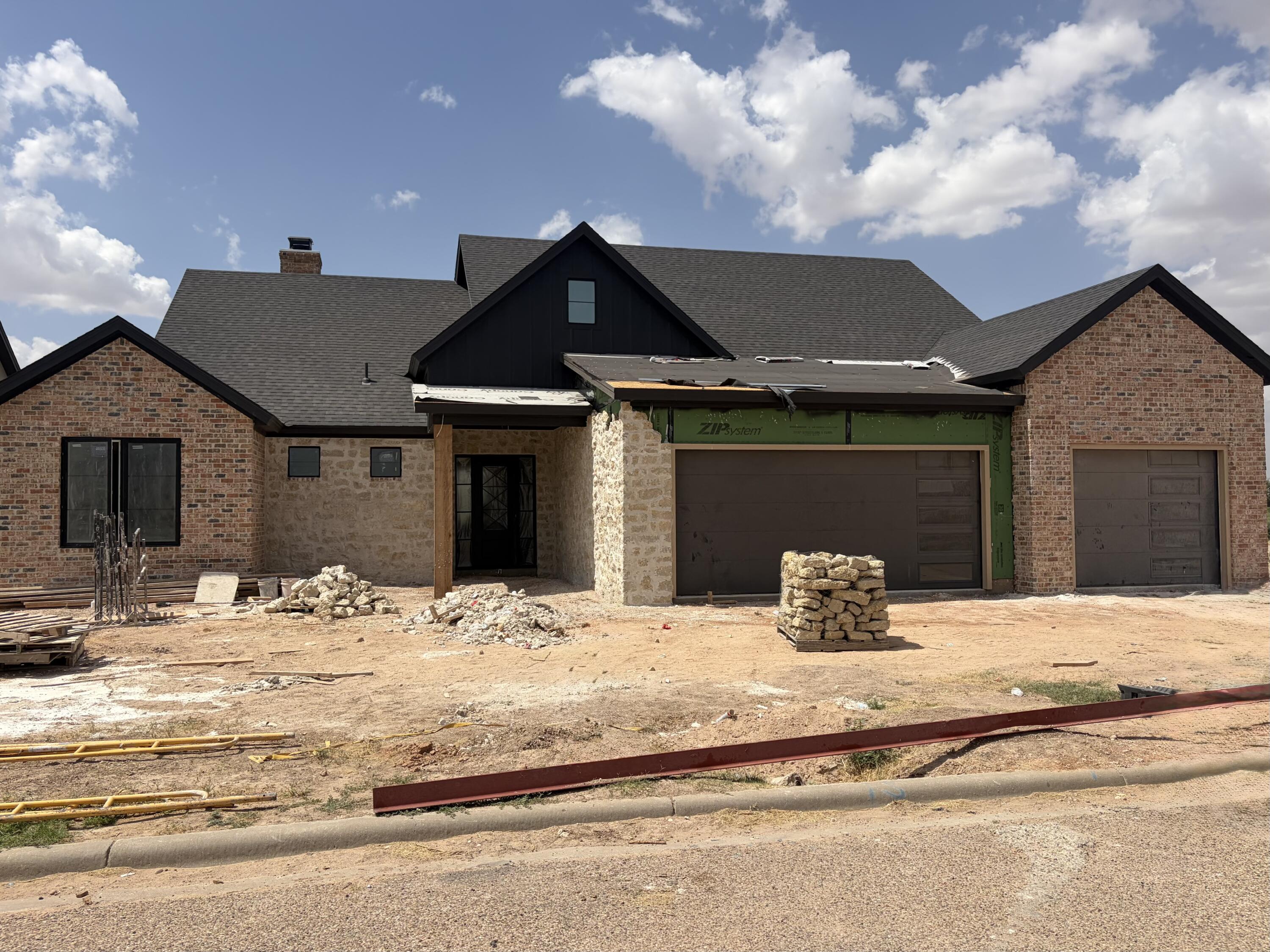 1614 Private Road 1270 — photo
