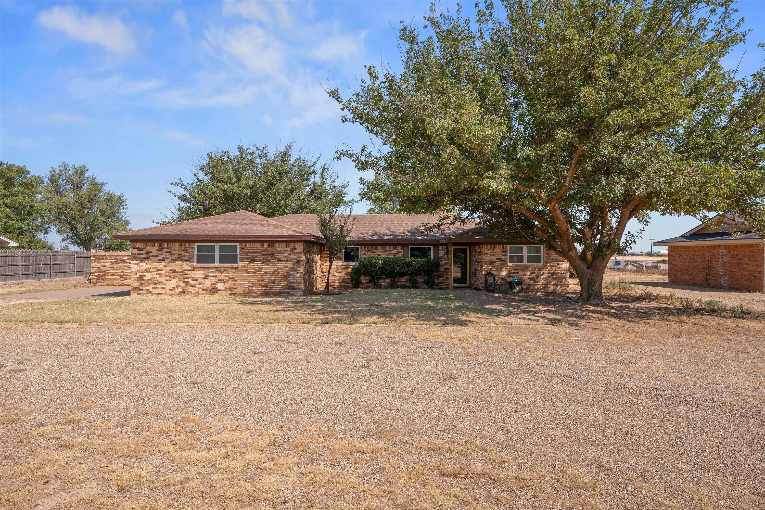 1511 Cactus Drive — photo