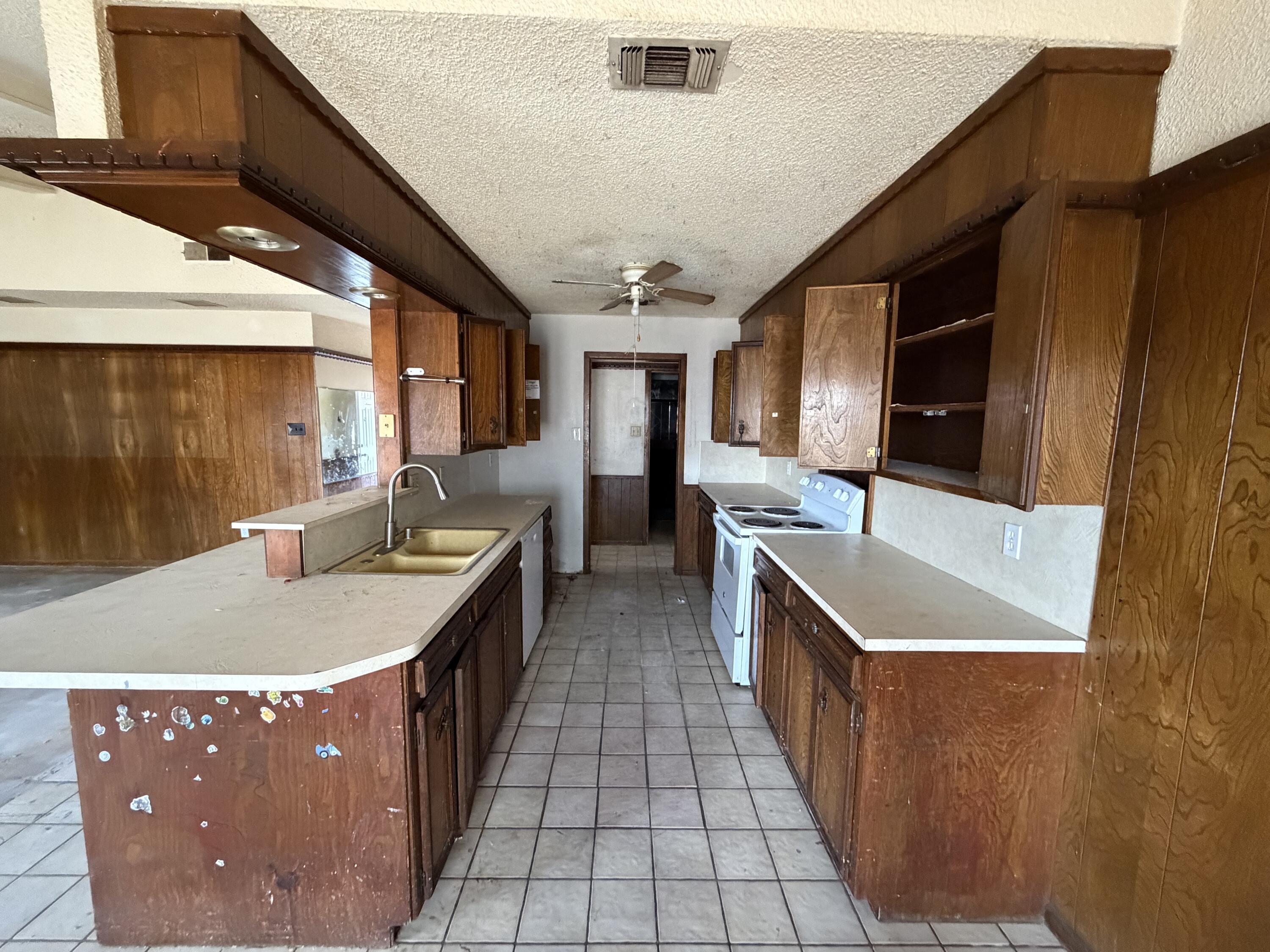 Home in Lubbock, TX 79423 — photo 2