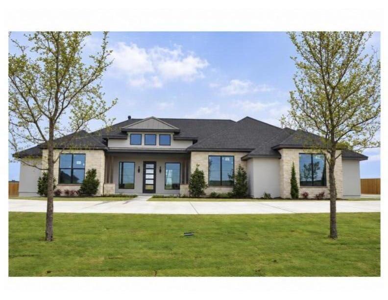 3806 County Road 7665 — photo
