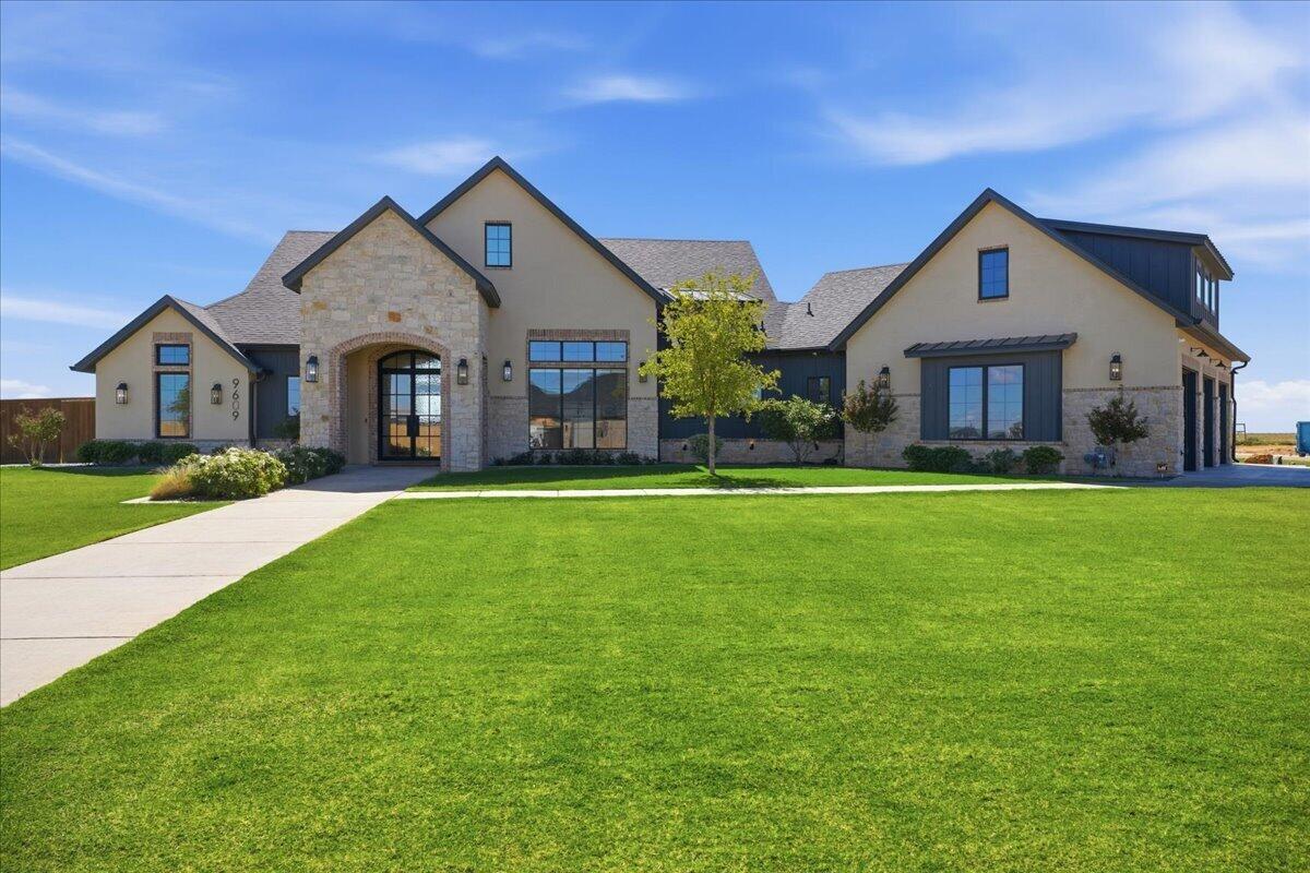 9609 County Road 7615 — photo