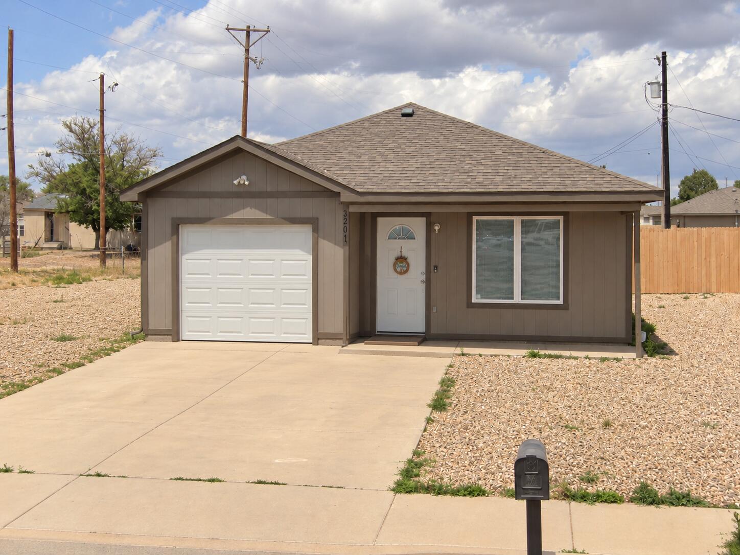 3201 E 3rd Place — photo