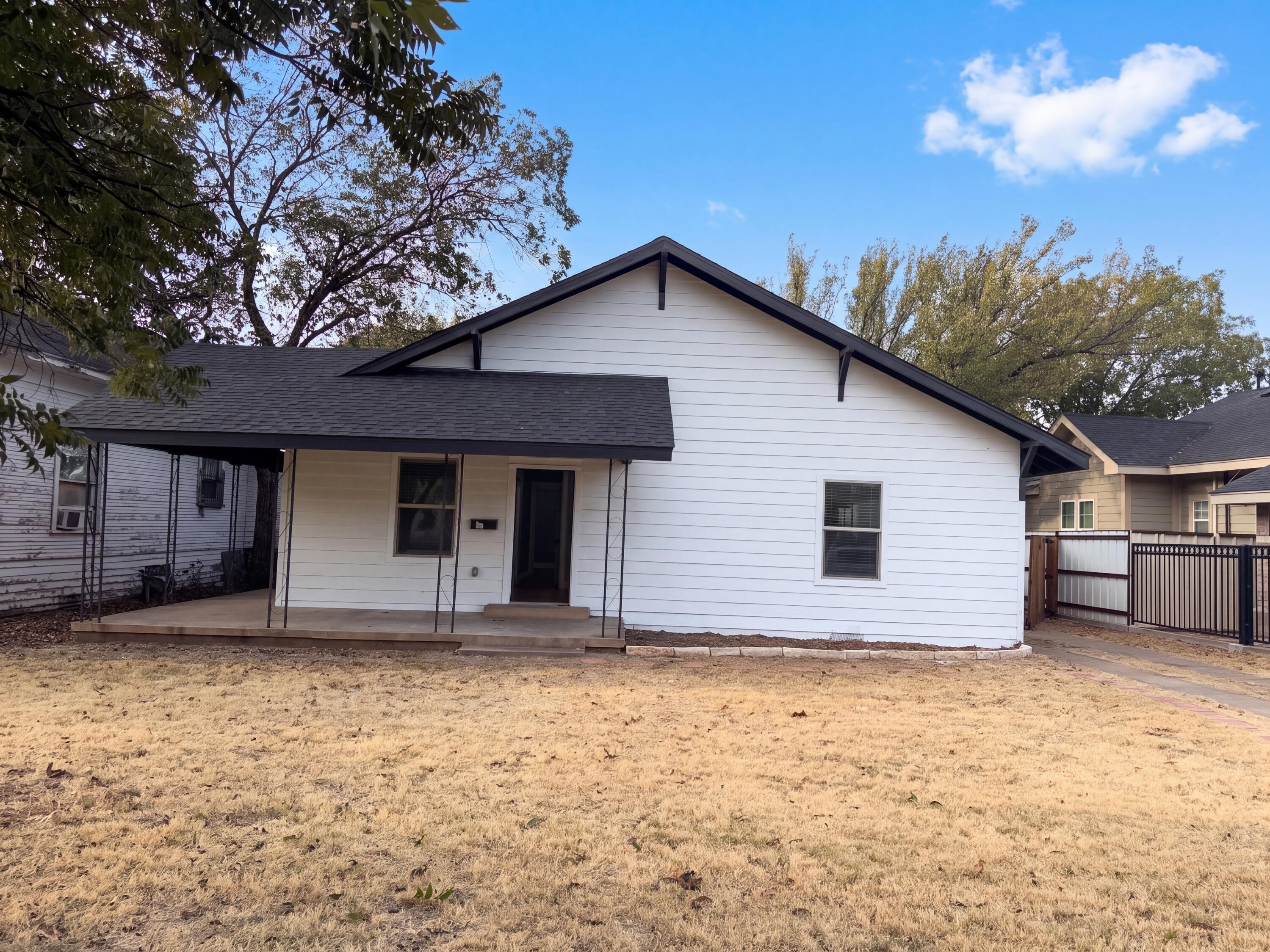 1903 Elizabeth Avenue — photo