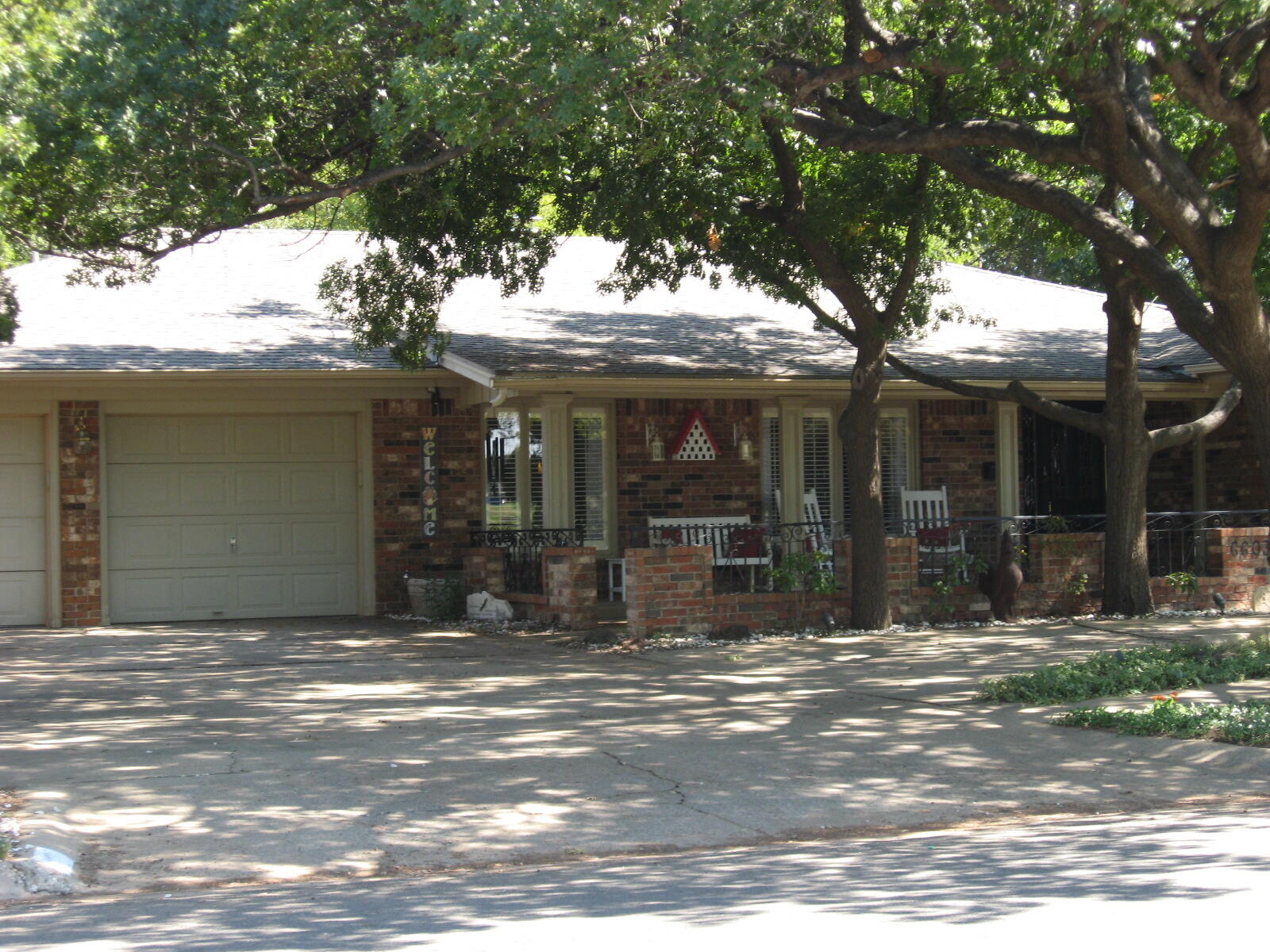 6603 Peoria Avenue — photo