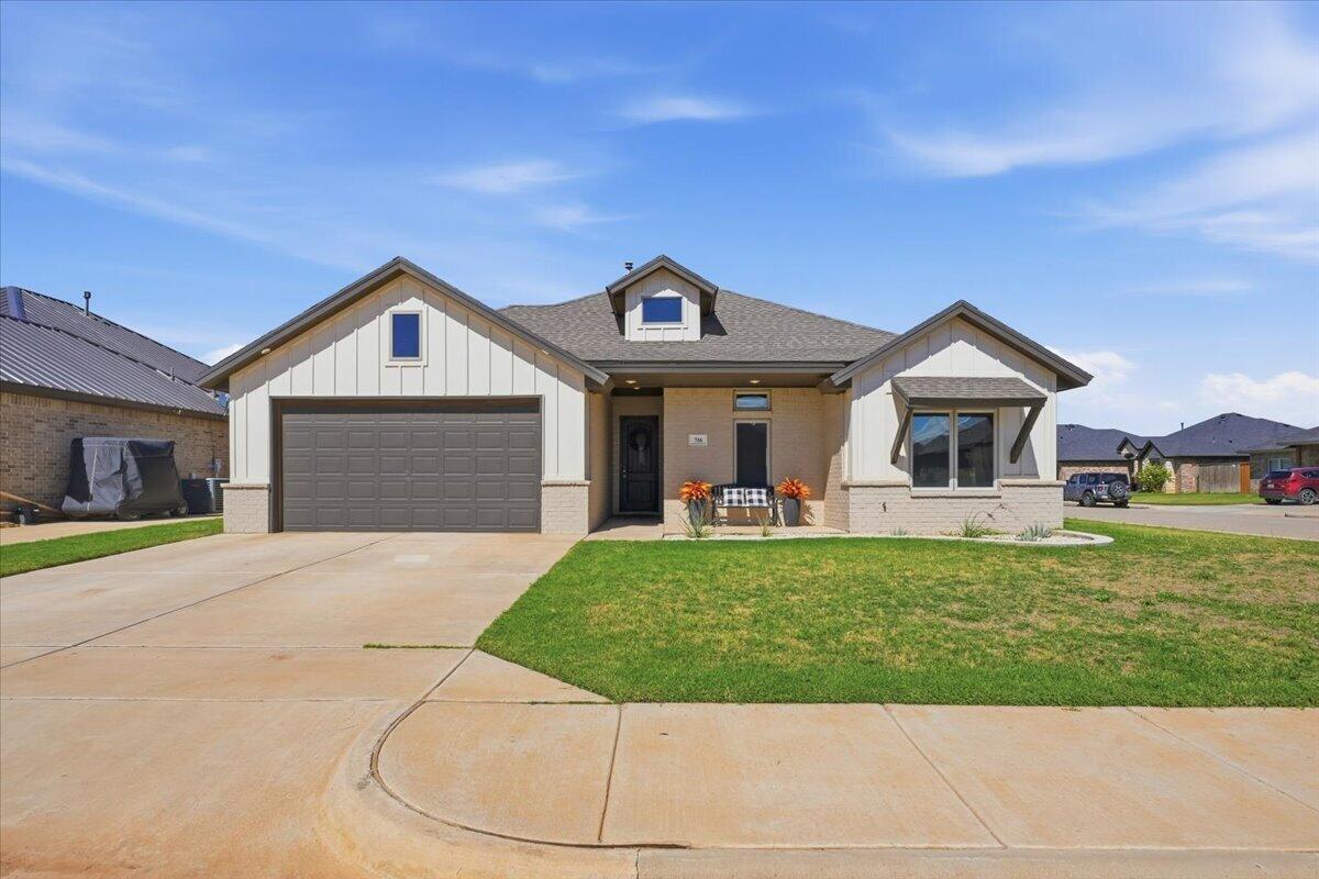 716 Ventoso Circle — photo
