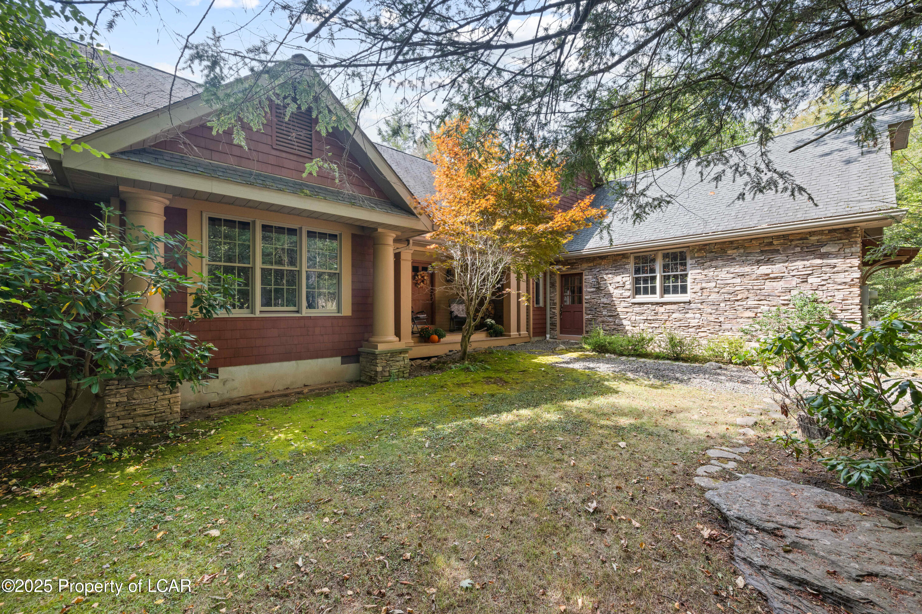 175 & 173 Root Hollow Lane — photo
