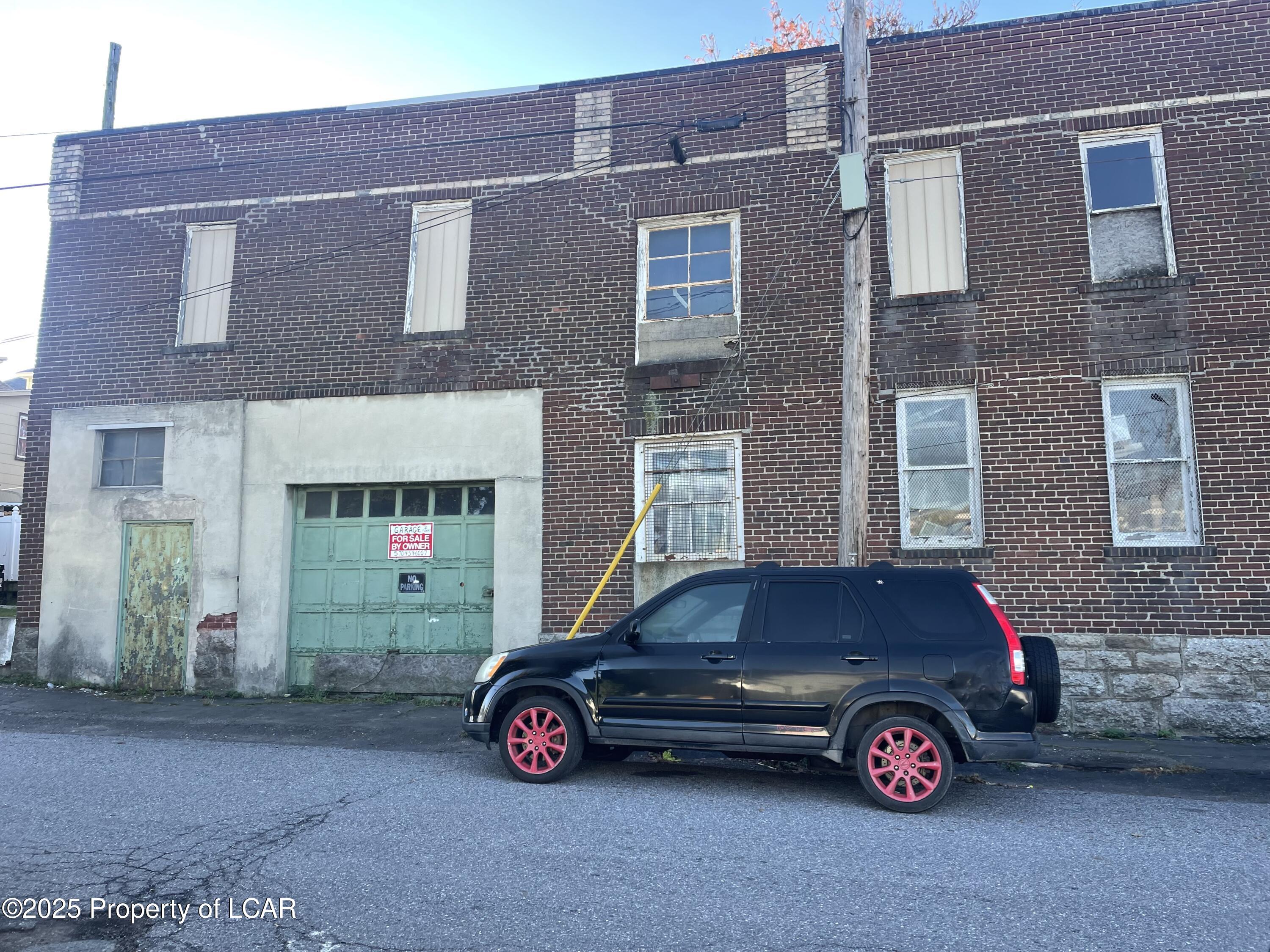 620 Rear N Locust Street — photo
