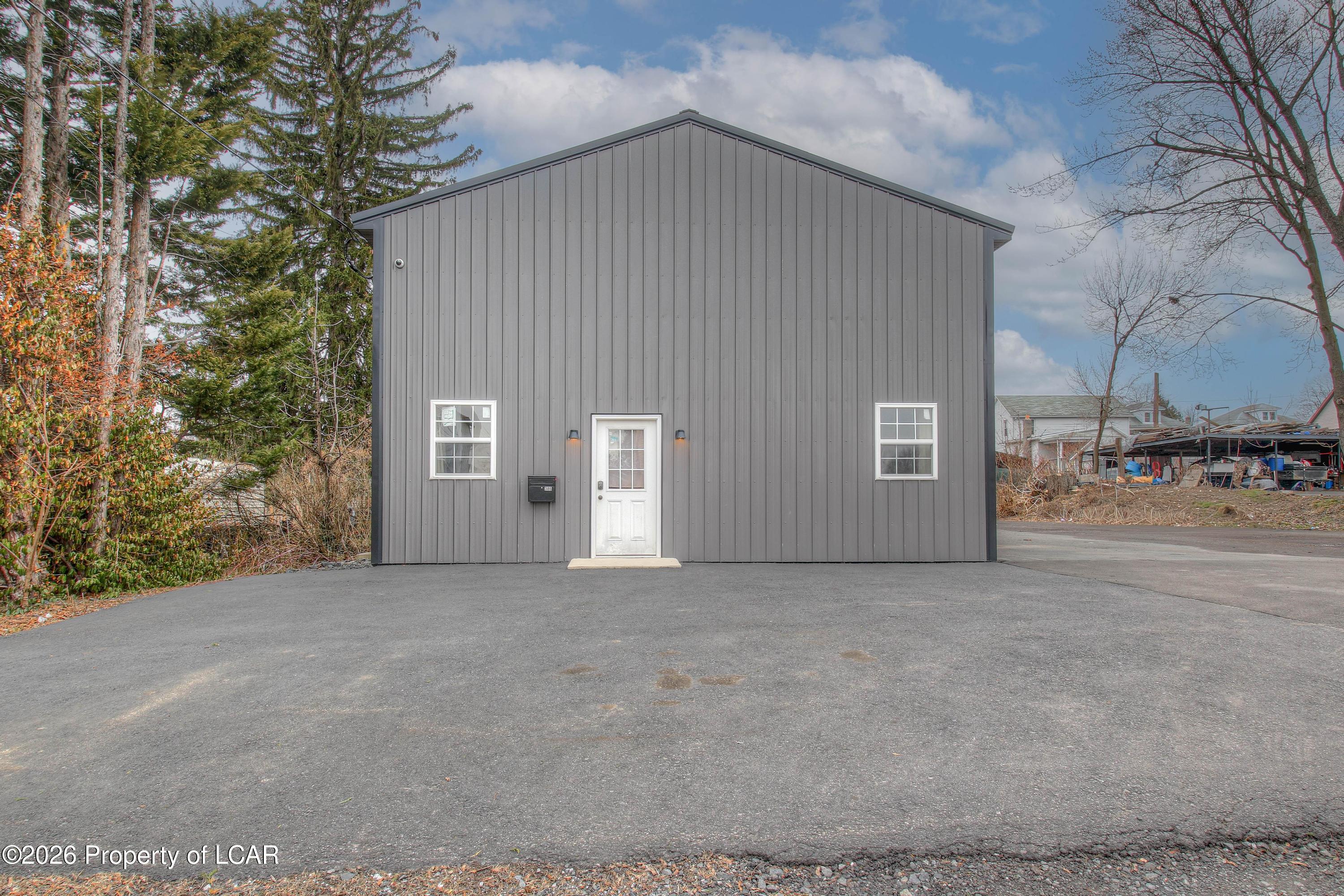 386 S Main Street — photo