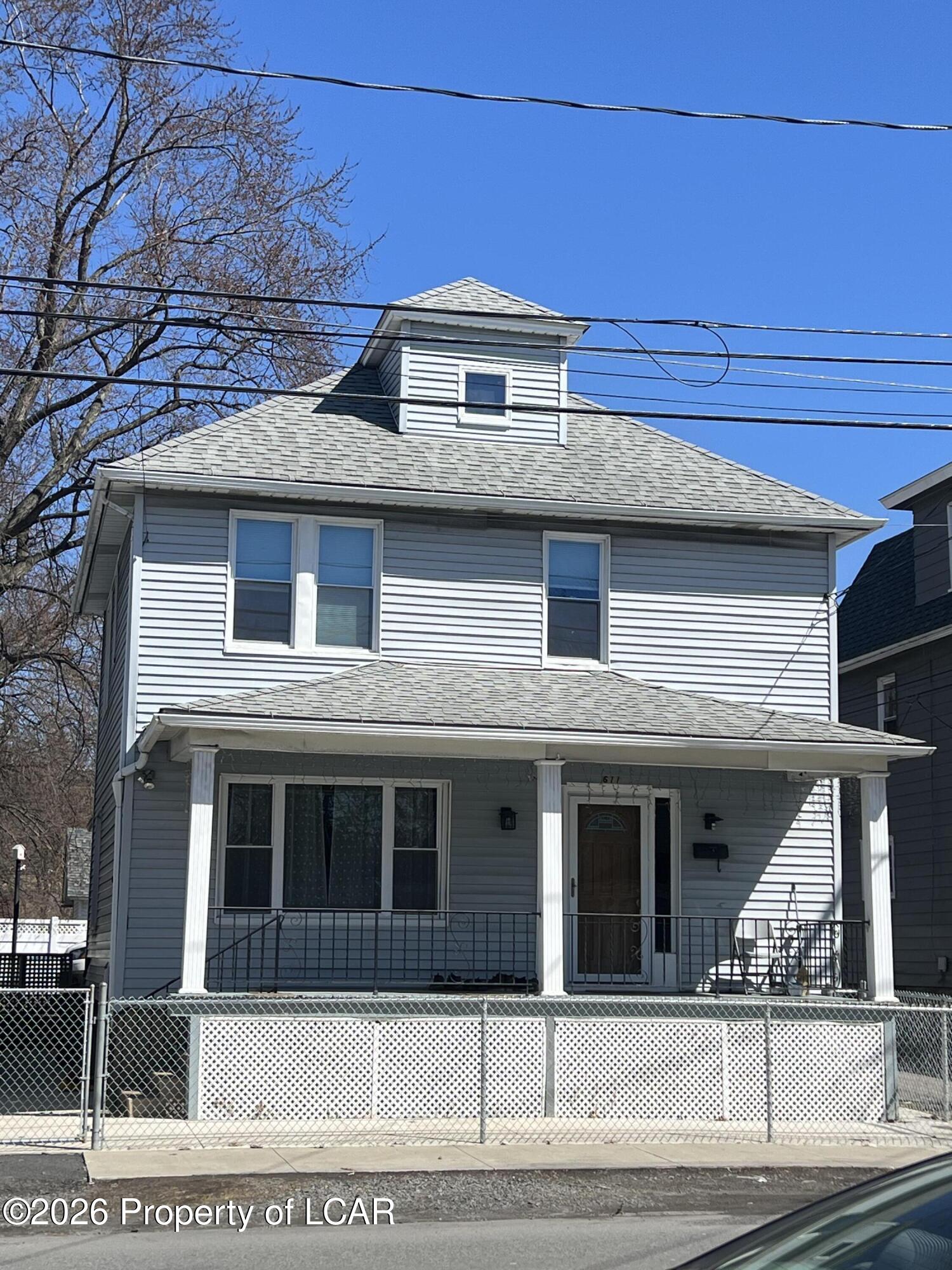 611 Moosic Street — photo
