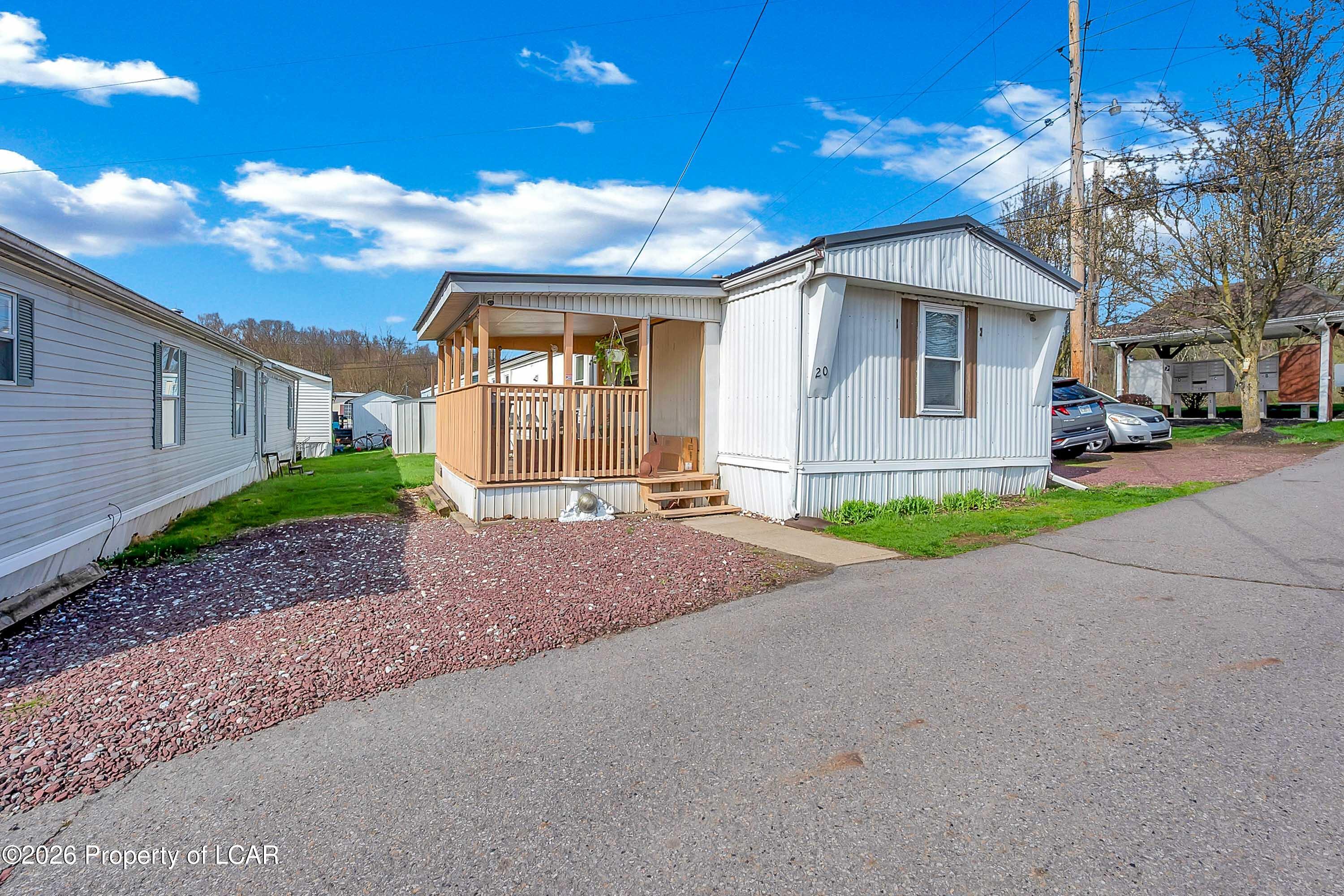 20 Sans Souci Trailer Park — photo