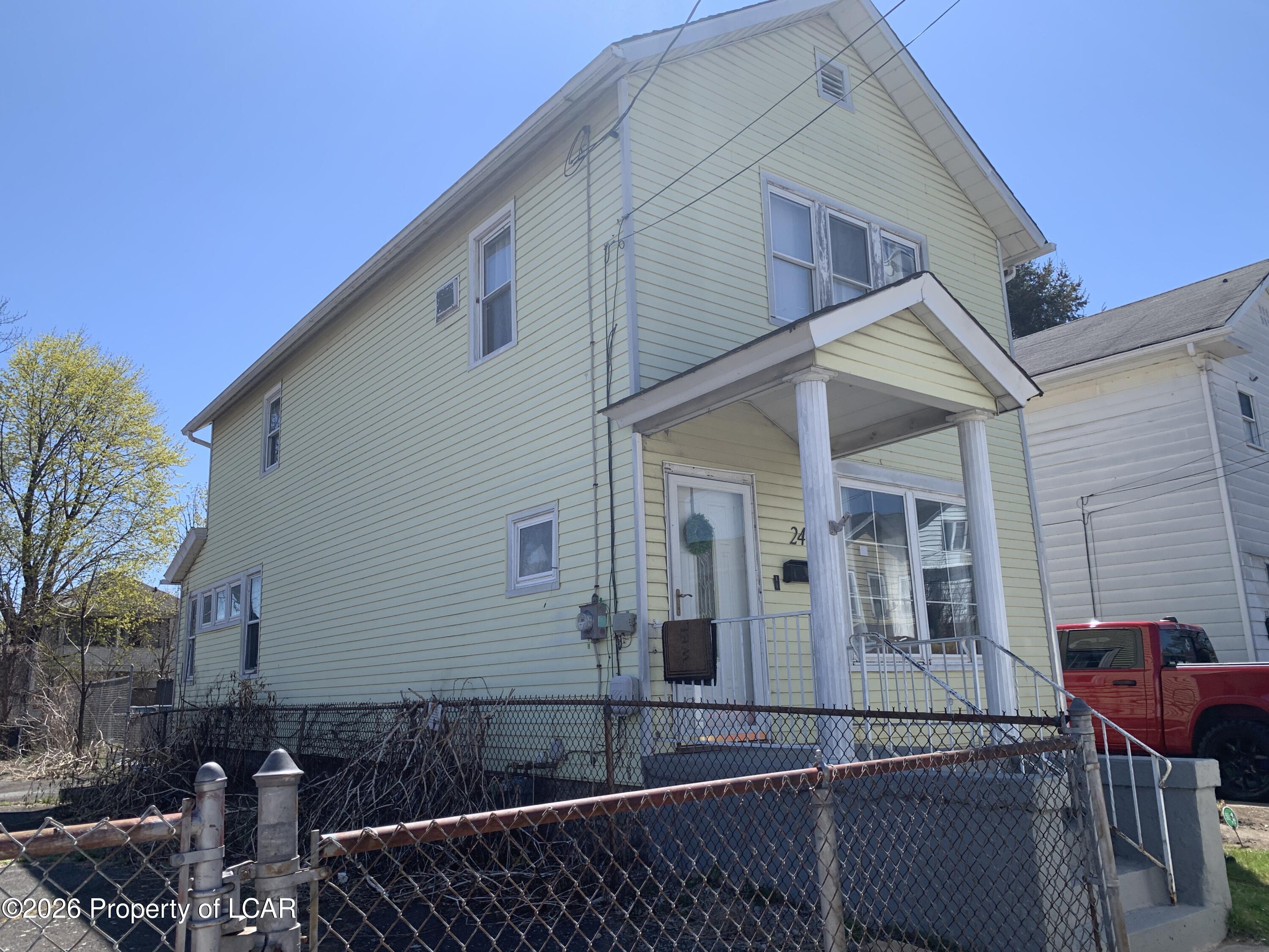 24 Willow Street — photo
