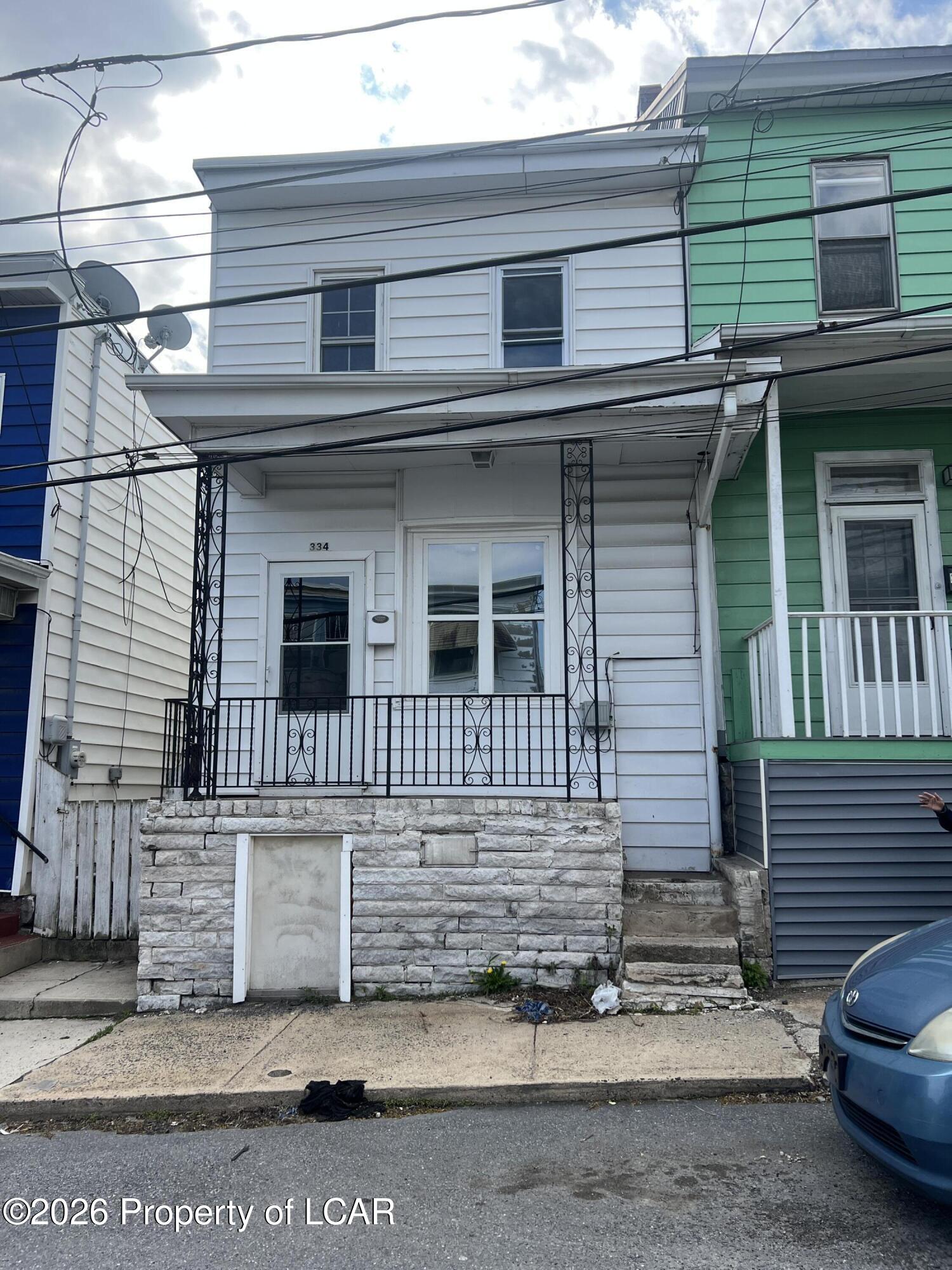 334 S Jardin Street — photo