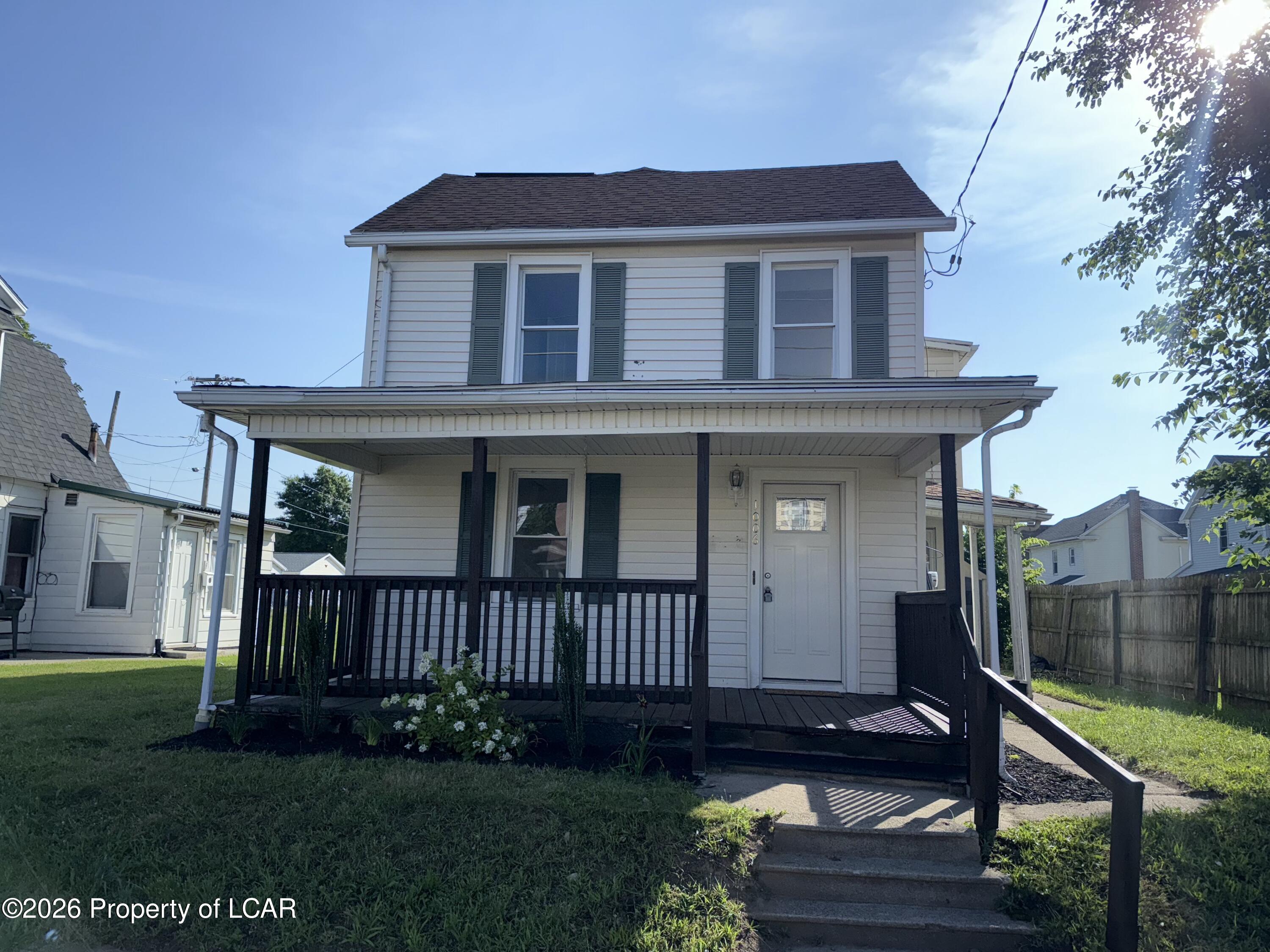 1006 Pine Street — photo