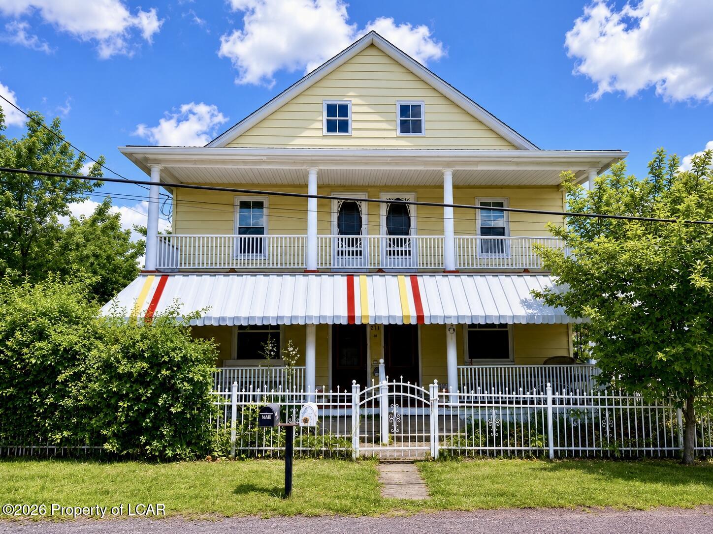 211 Chamberlain Street — photo