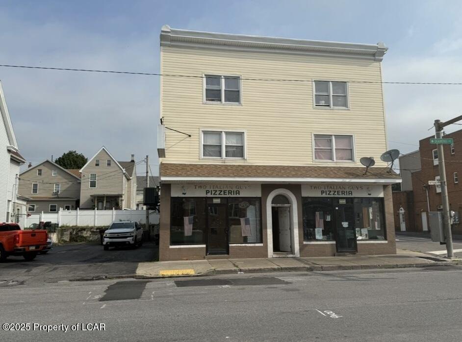 1 W Diamond Avenue — photo