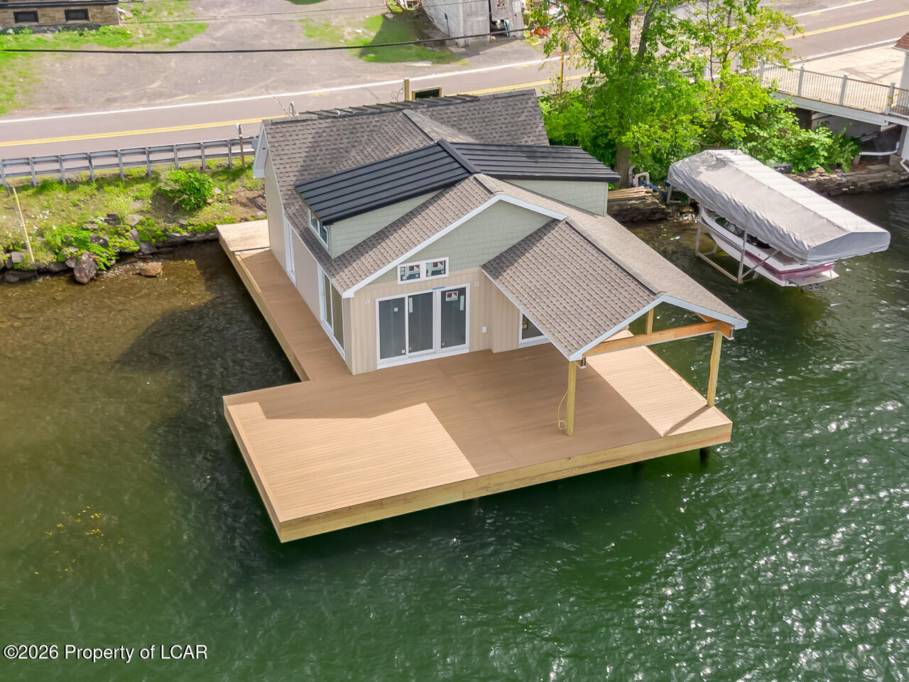 Pole 227 Lakeside Drive — photo