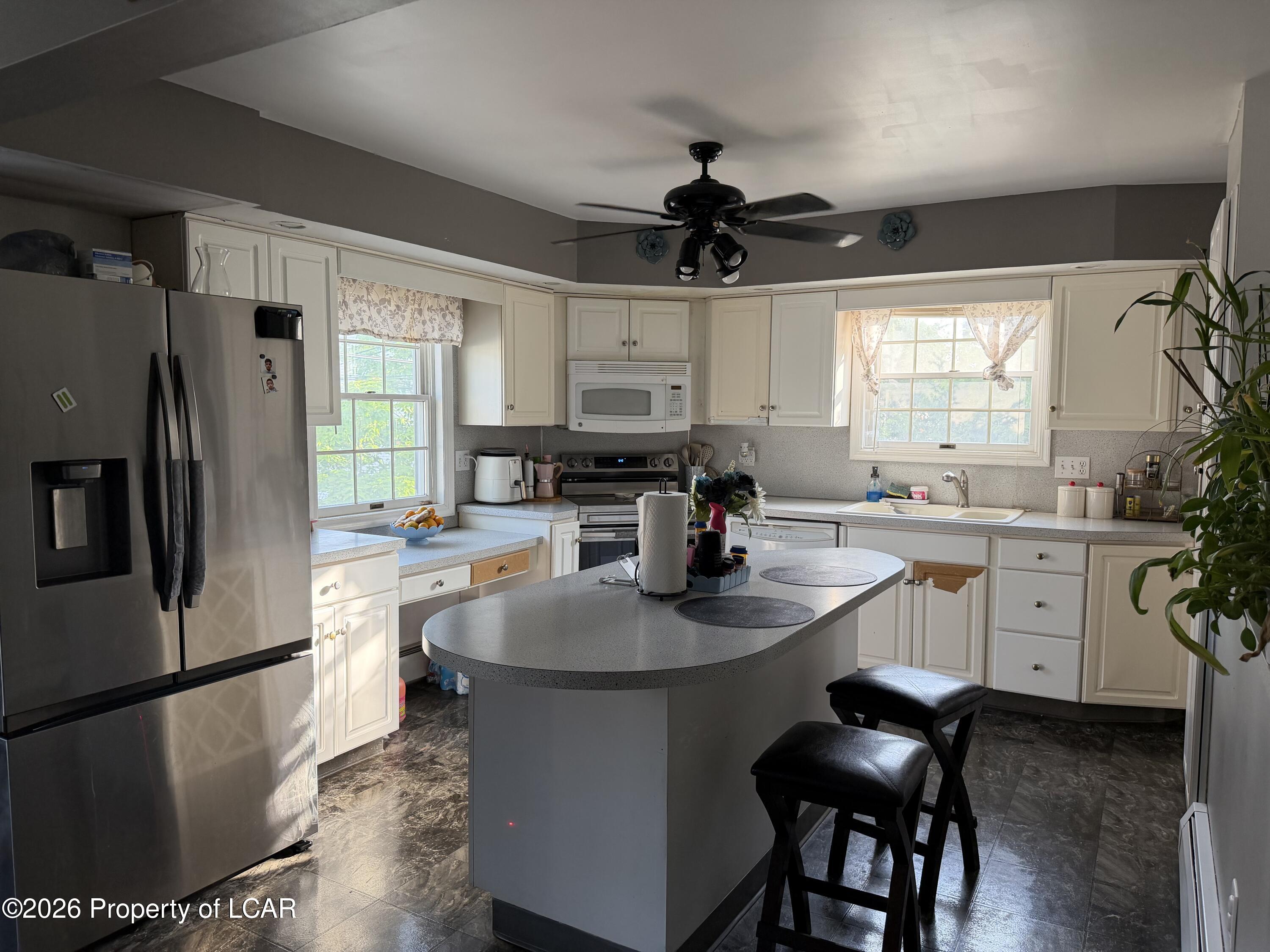 129 E 2nd Street, Hazleton, PA 18201 — photo 3