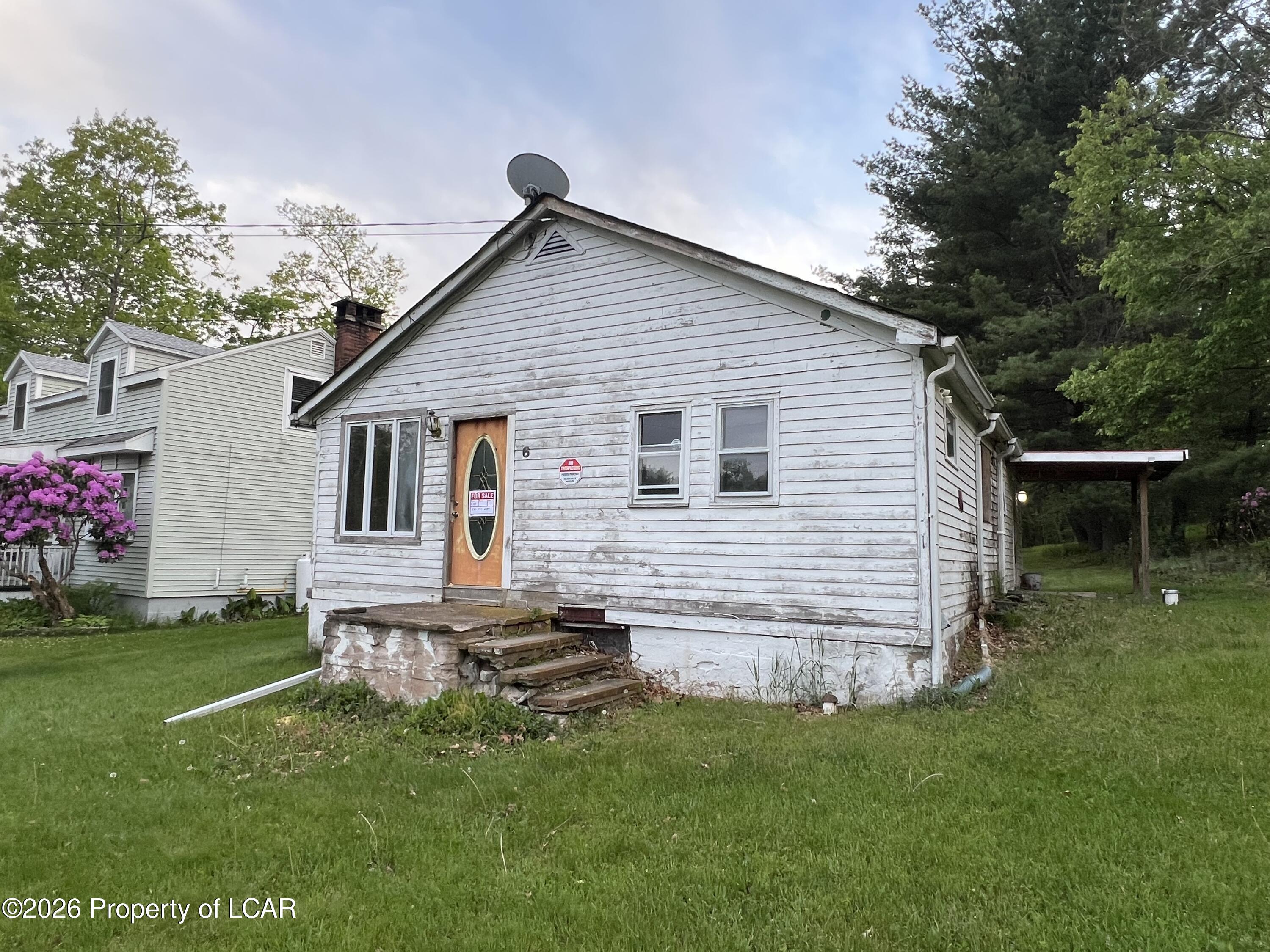 6 Snyders Lane — photo