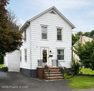 49 Railroad Street — photo