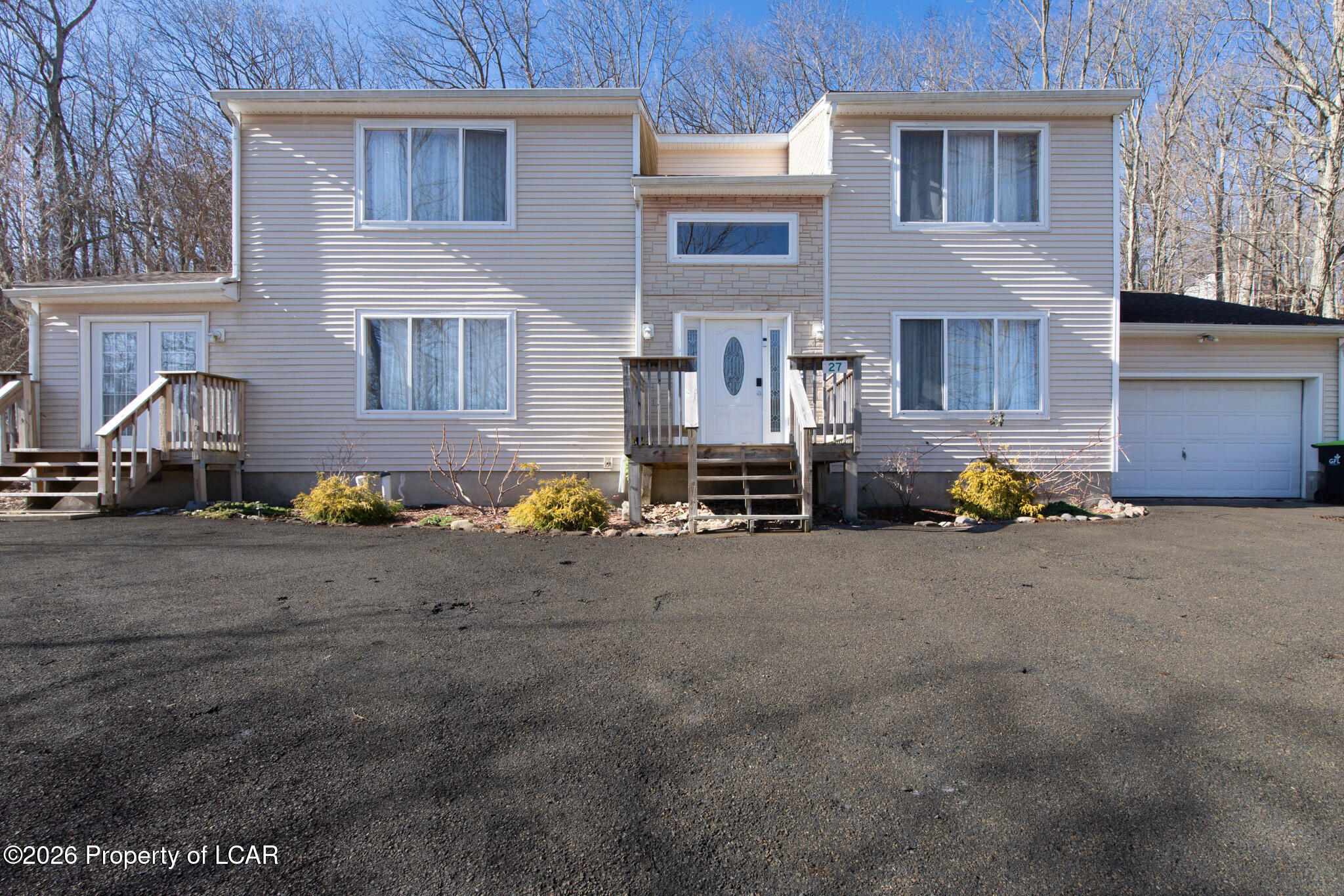 27 Brunswick Drive — photo