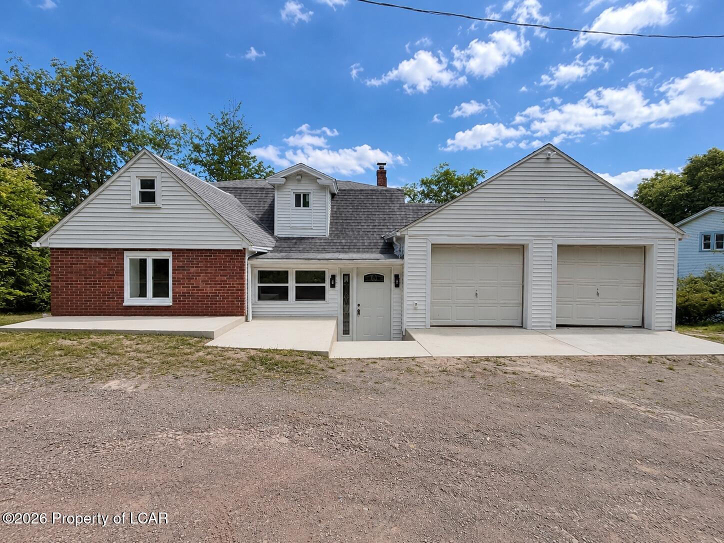 64 N Hunter — photo