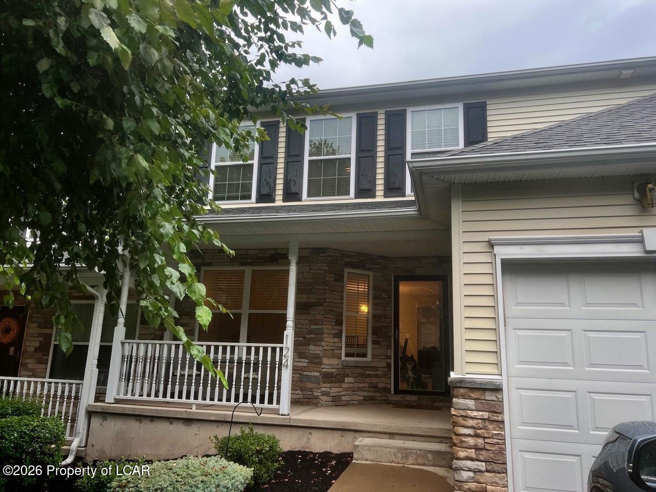 124 S Chestnut Road — photo
