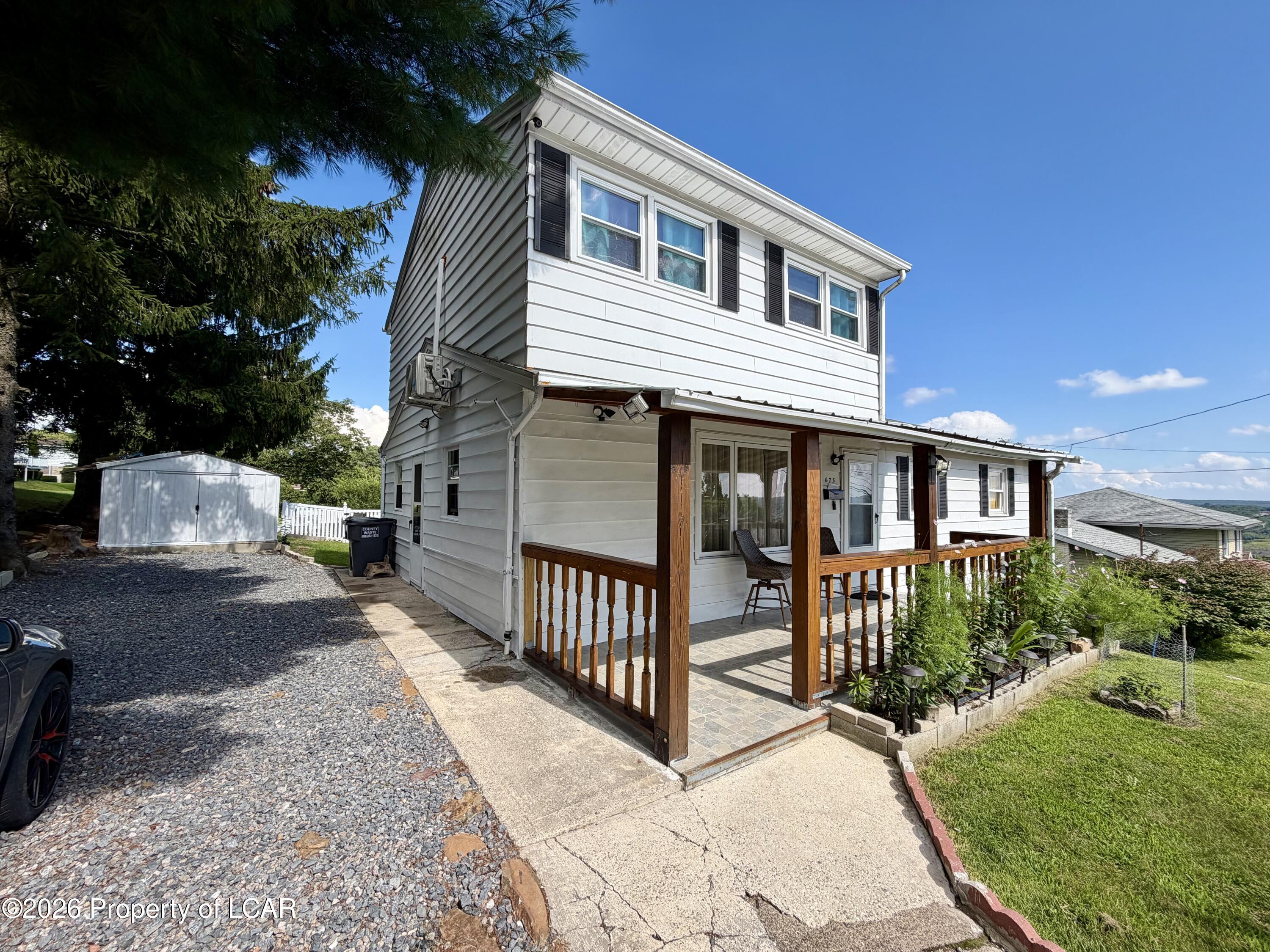 675 Pardee Street, Hazleton, PA 18201 — photo 2