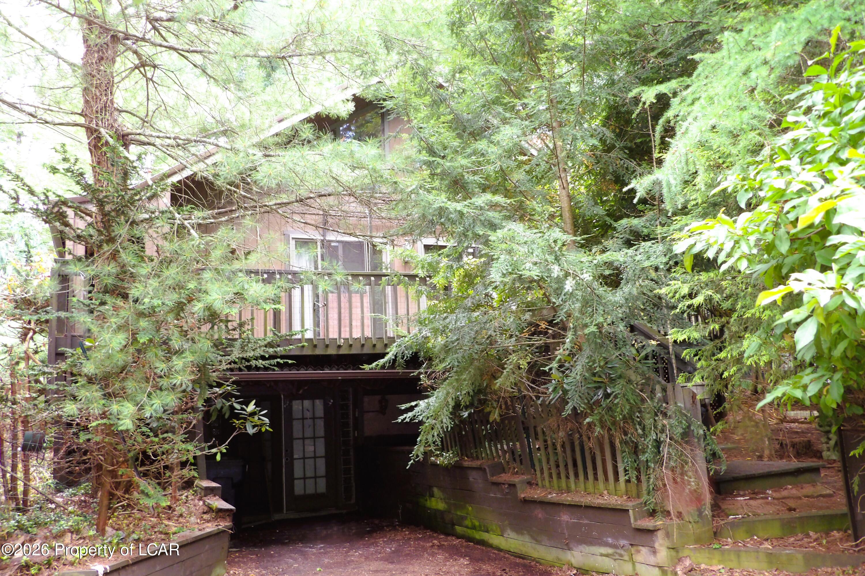 253 Four Seasons Drive — photo