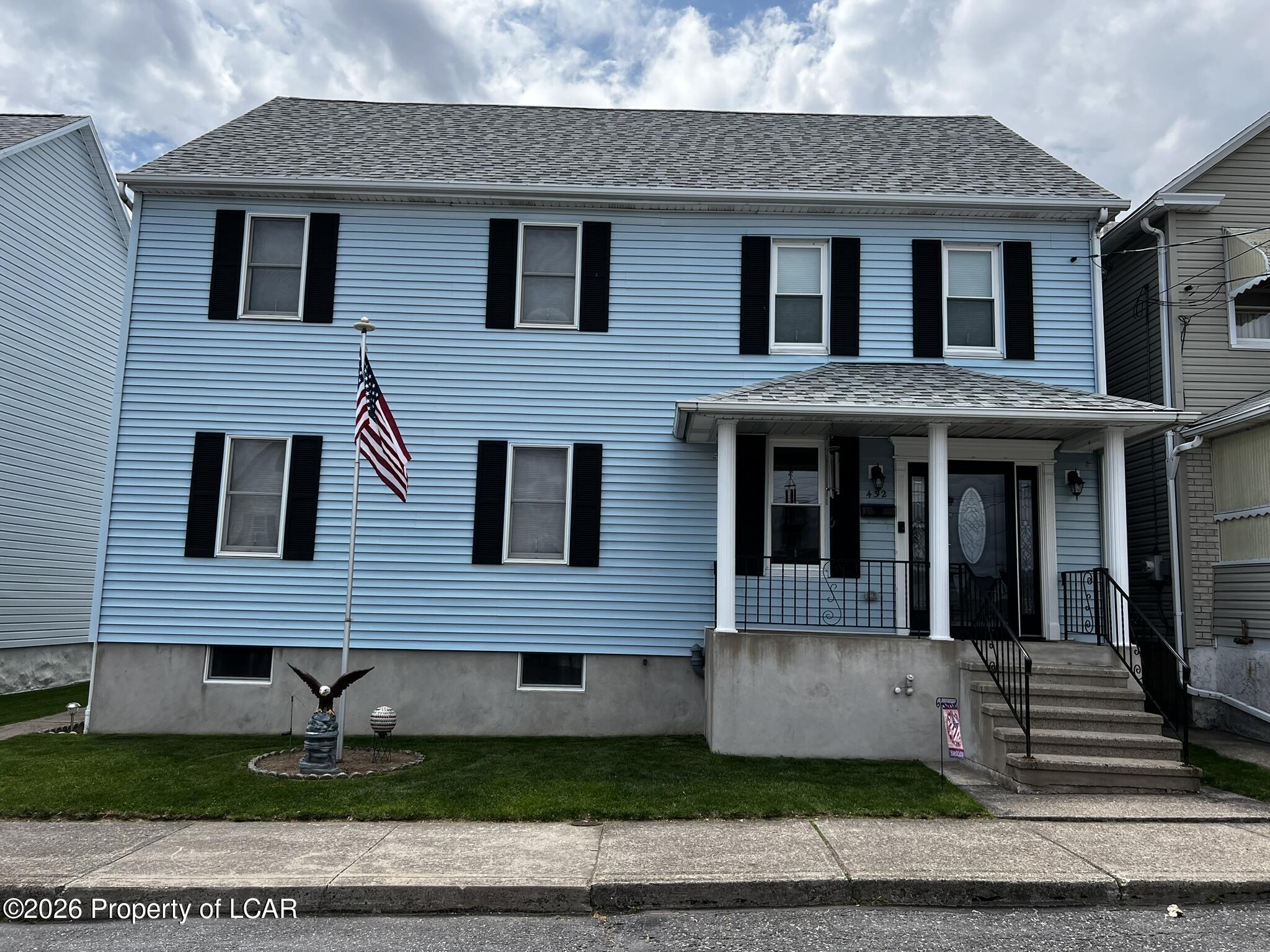 432 Hemlock Street — photo