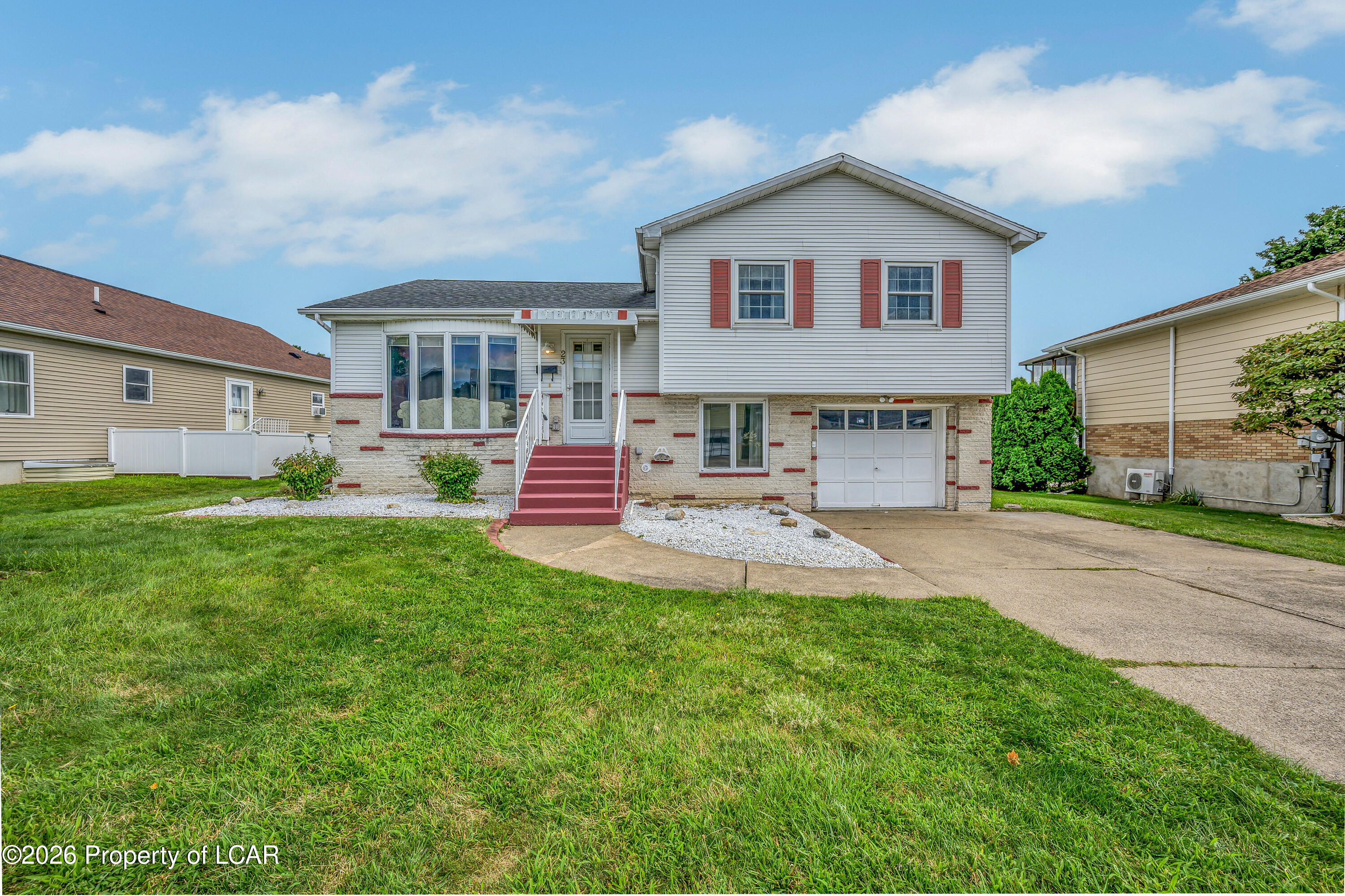 23 David Road — photo