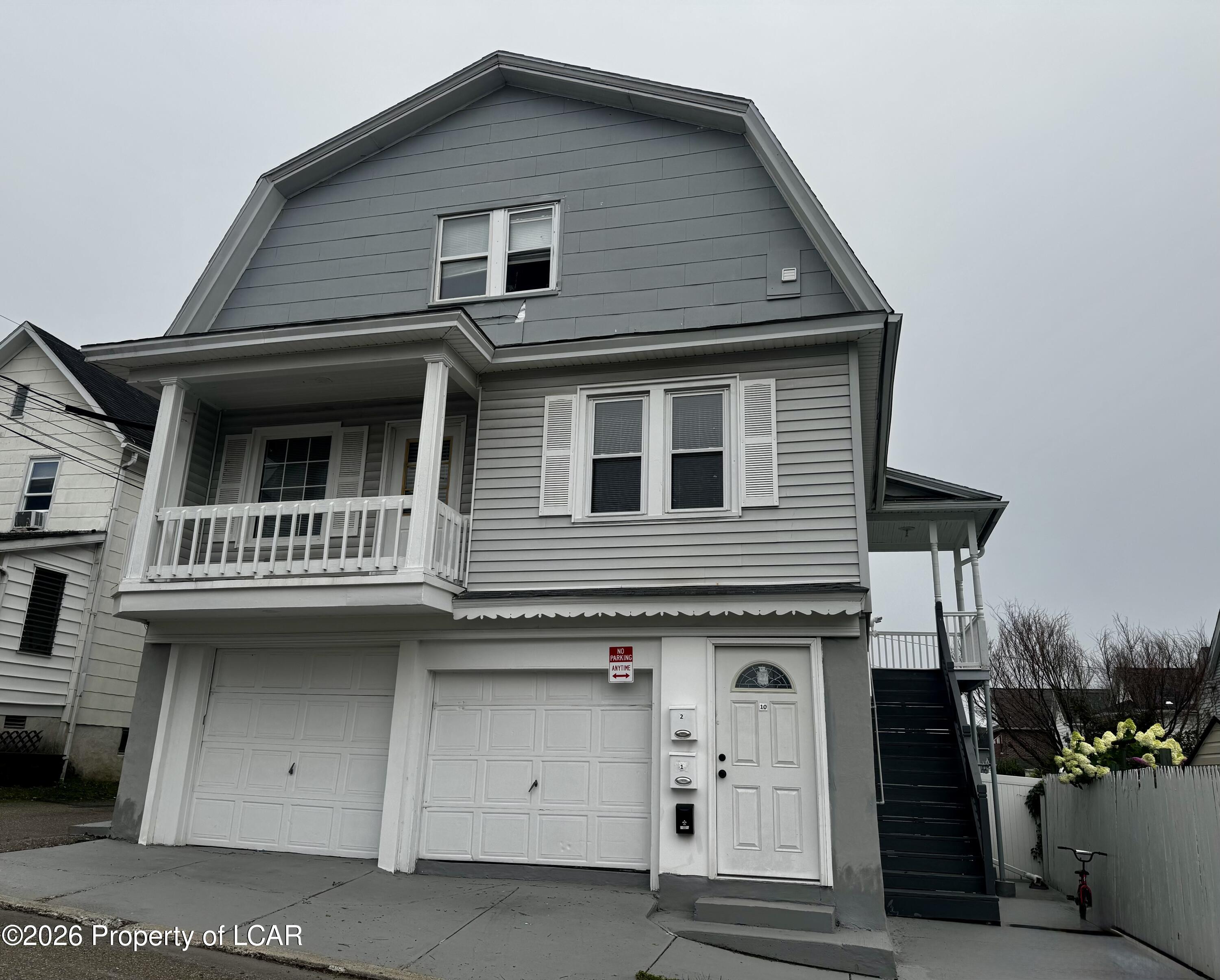 10 Division Street 2 — photo