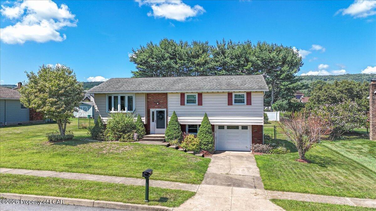 306 Cardinal Drive — photo