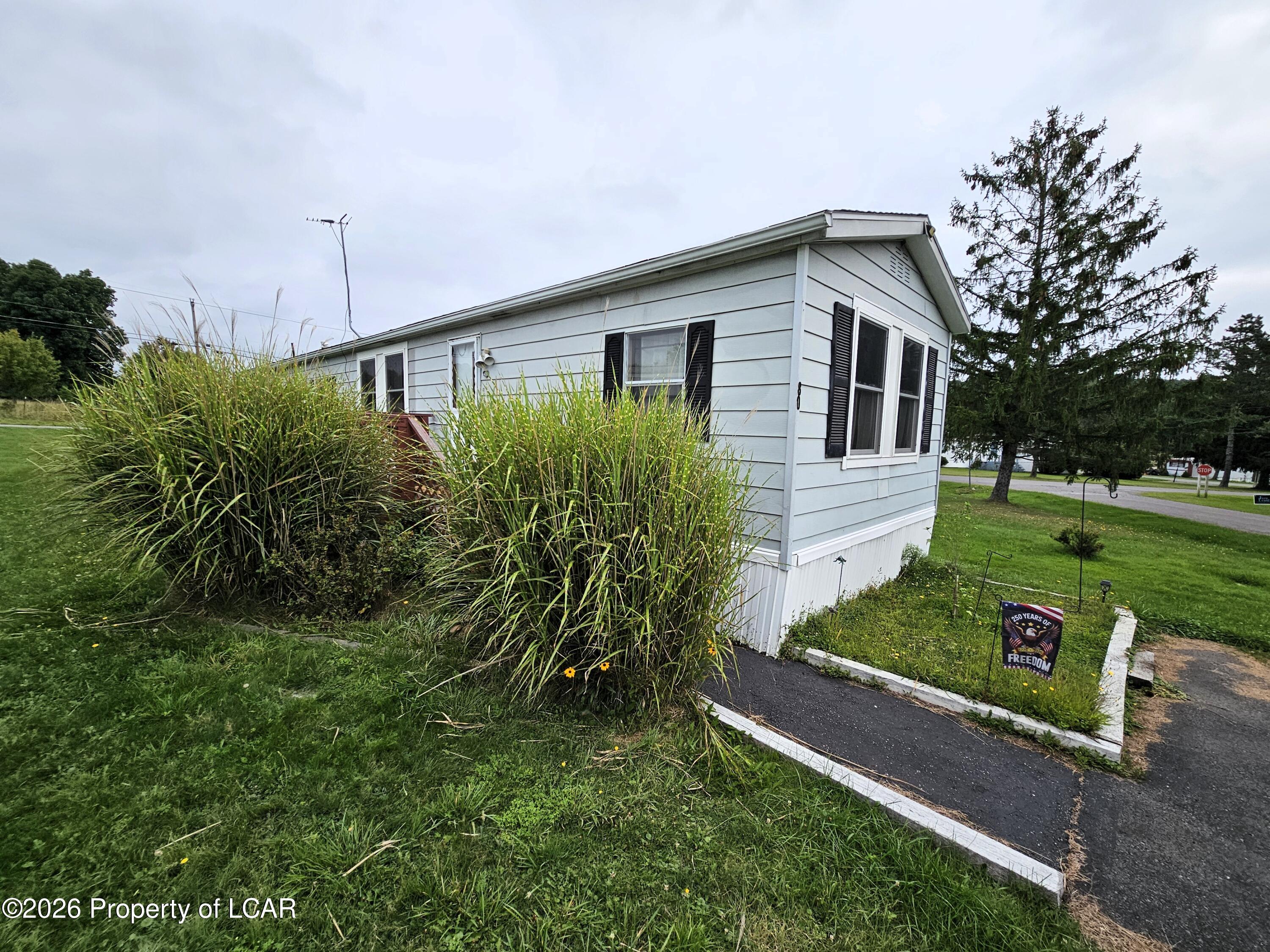 80 Meadow Drive — photo