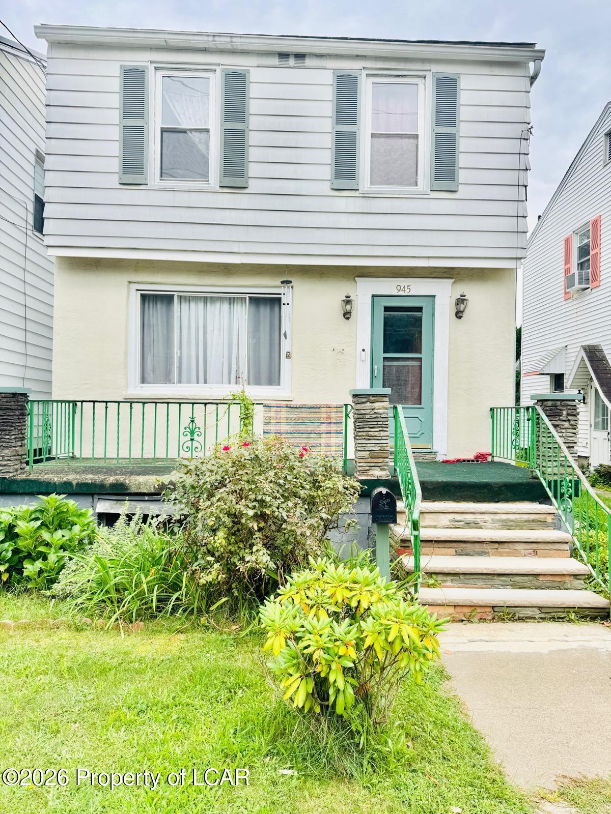 945 Scott Street — photo