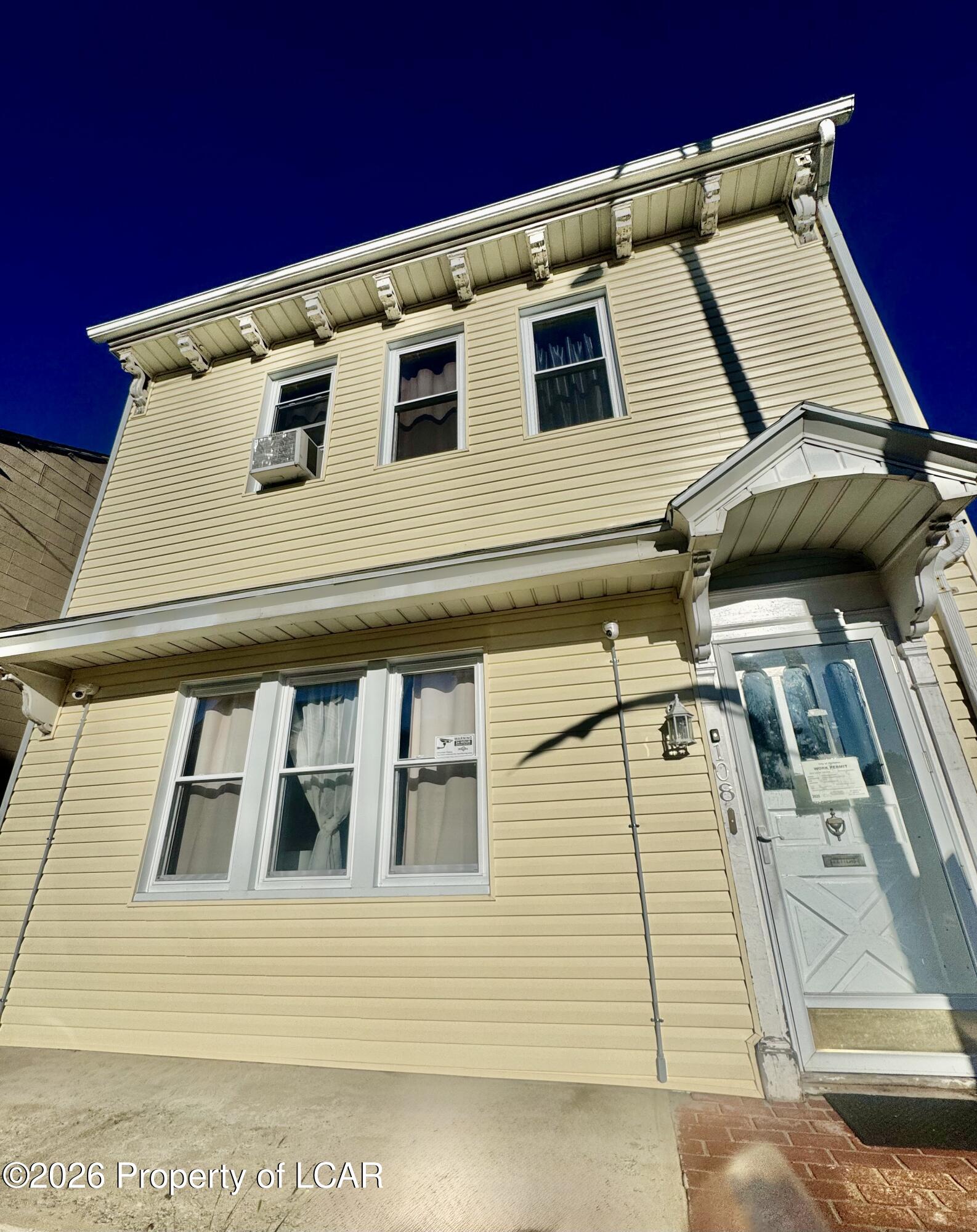 108 S Wyoming Street — photo