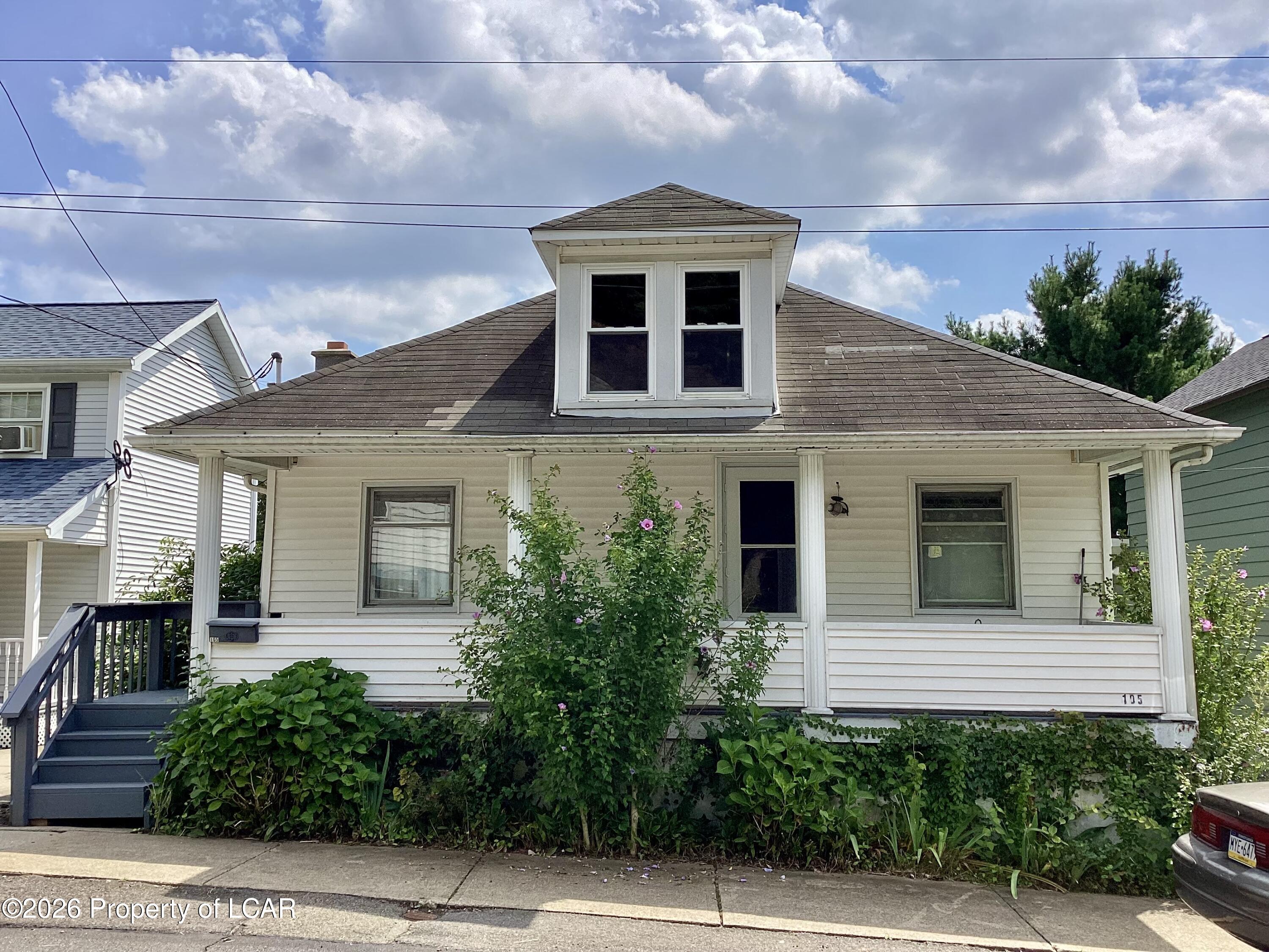105 Diamond Street — photo