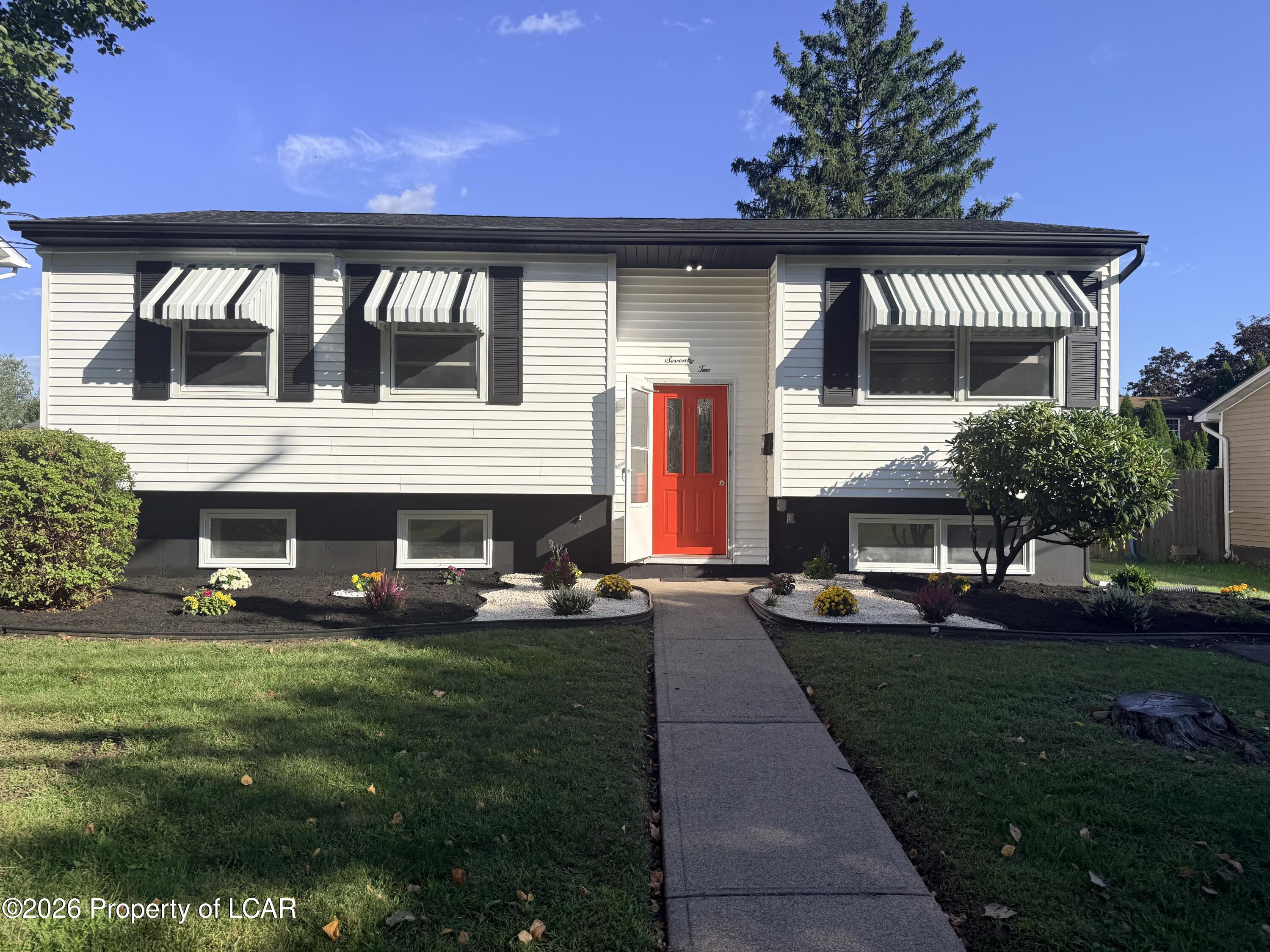 72 Gordon Avenue — photo