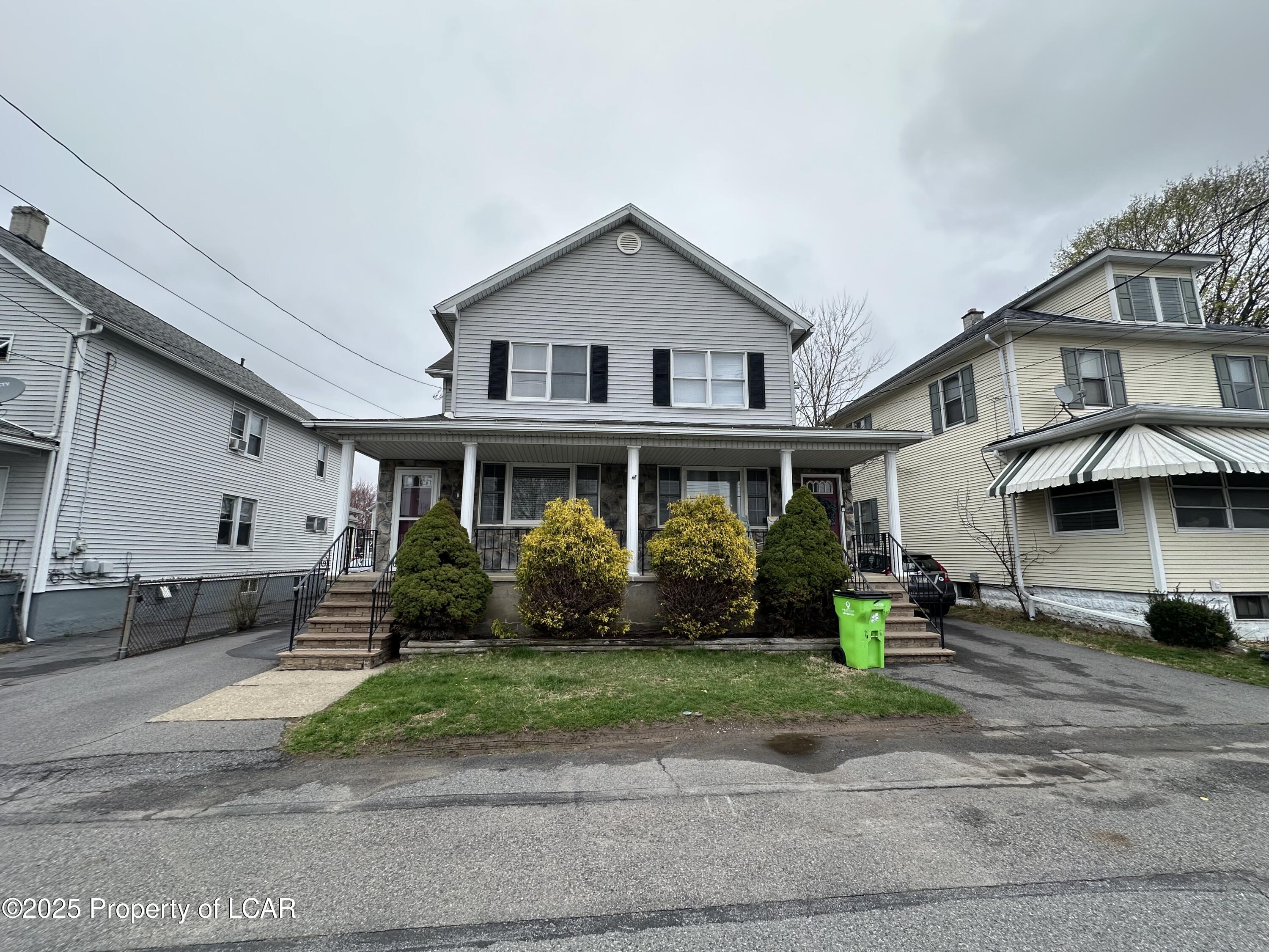 326 Chase Street — photo