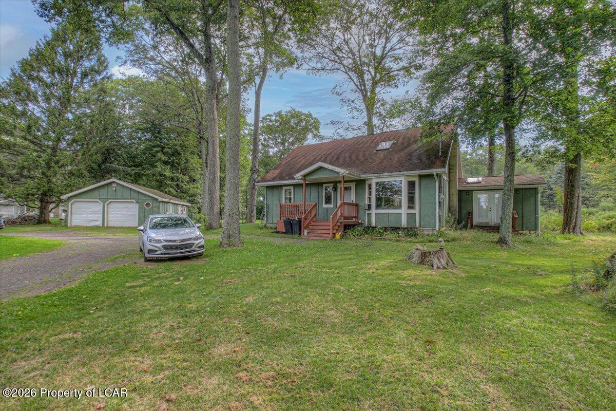 271 Hellers Lane — photo