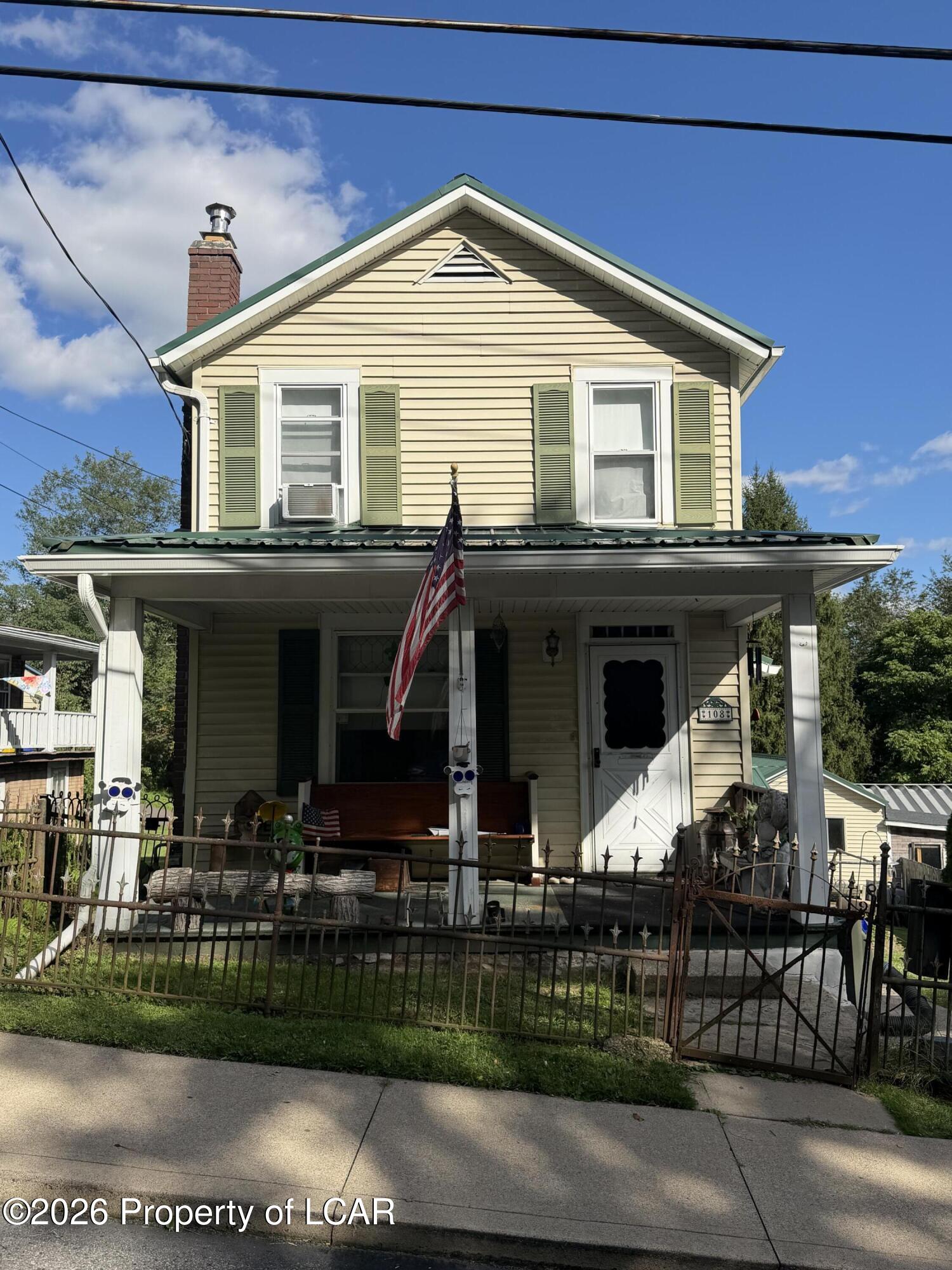 108 River Street — photo