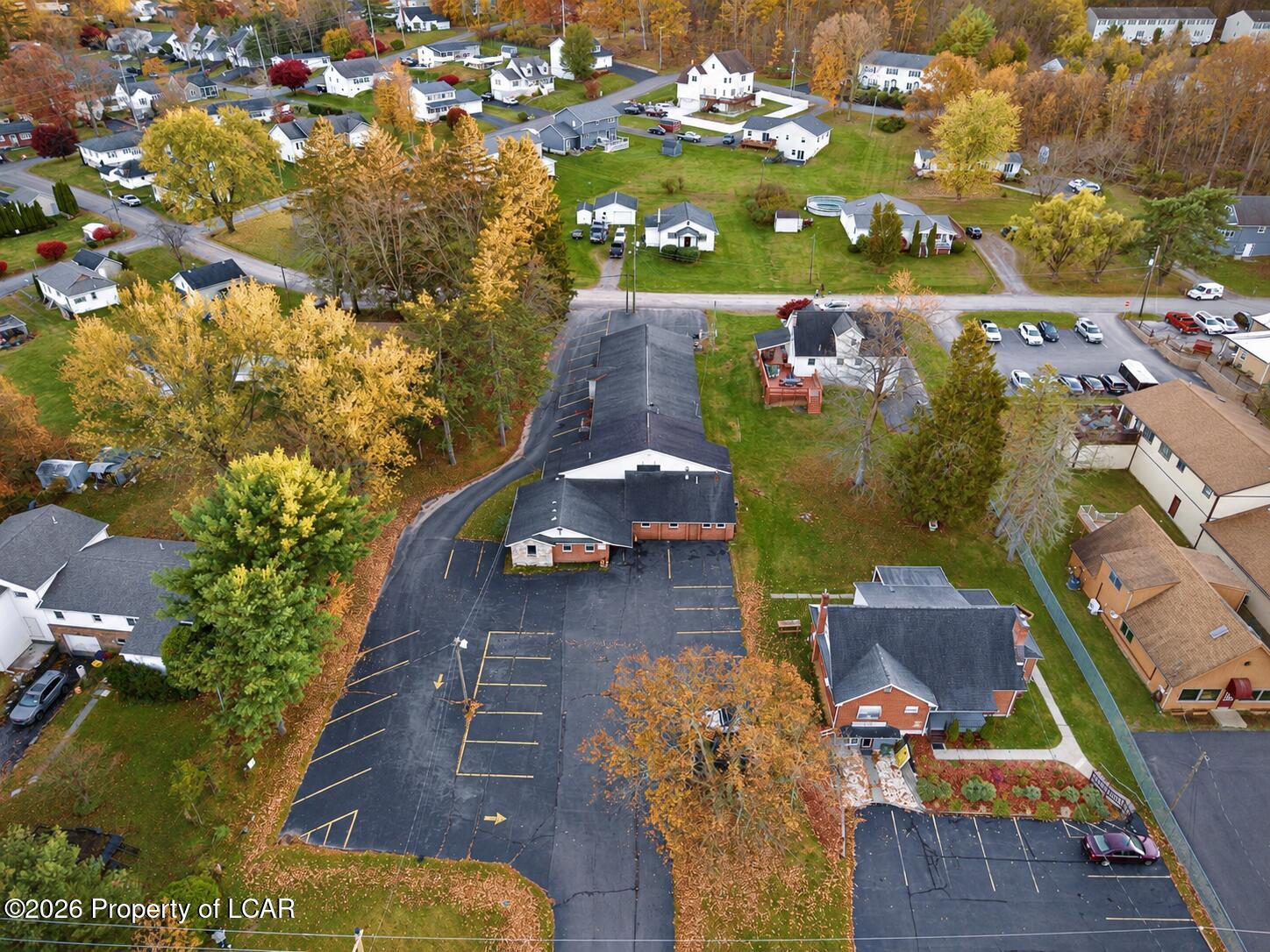 3130 Memorial Highway — photo