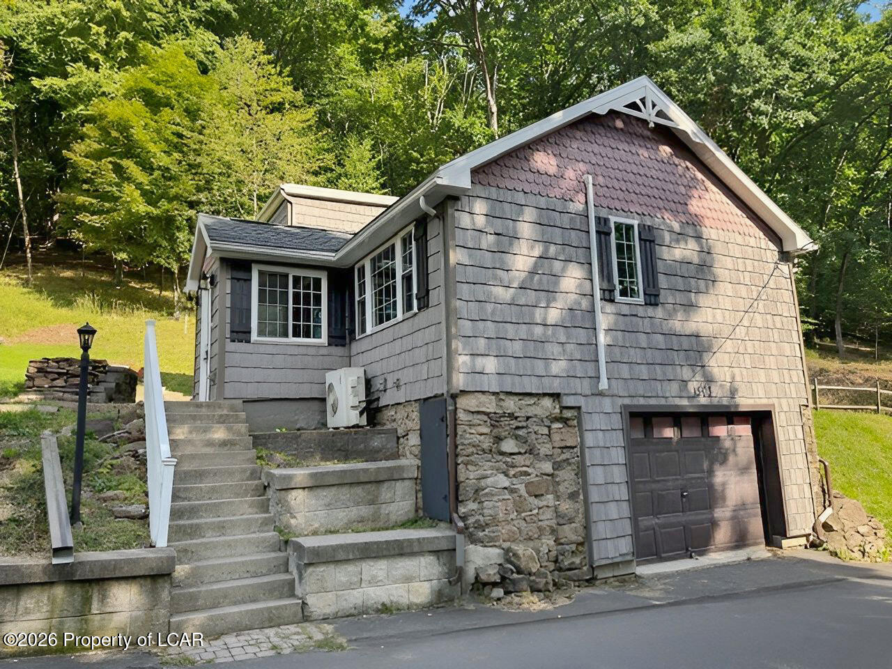 1503 Valley Road — photo