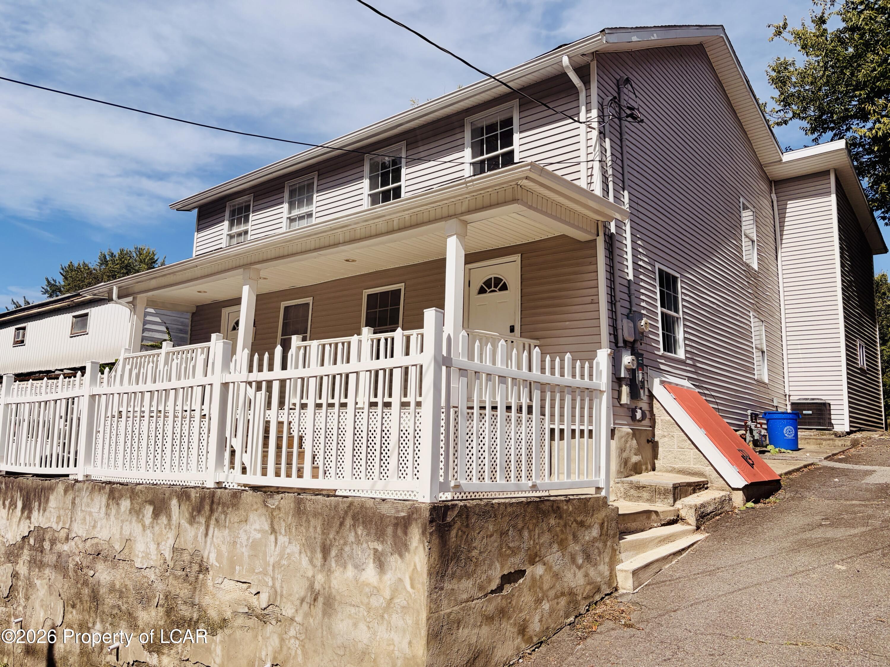 80 Lambert Street — photo