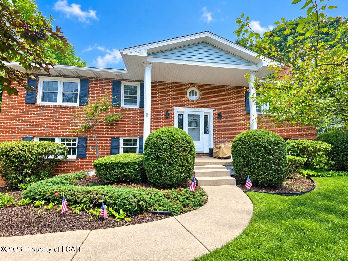 114 Mark Road — photo