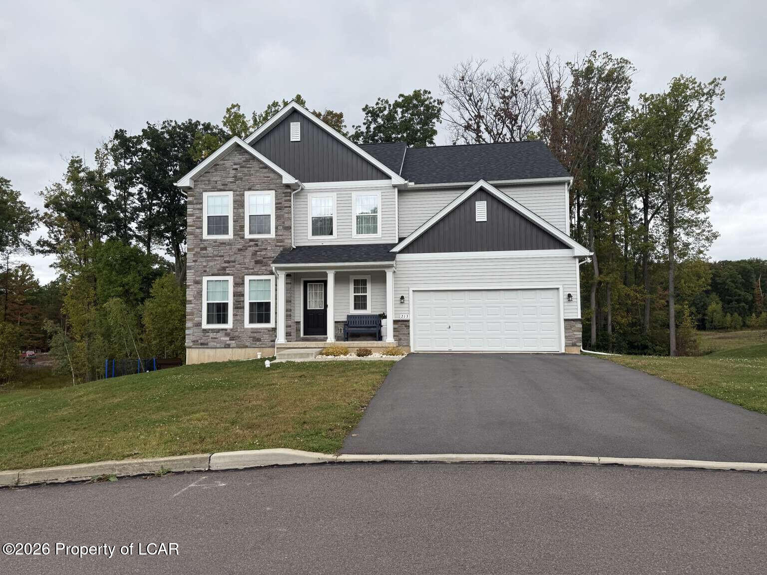 213 Austin Lane — photo