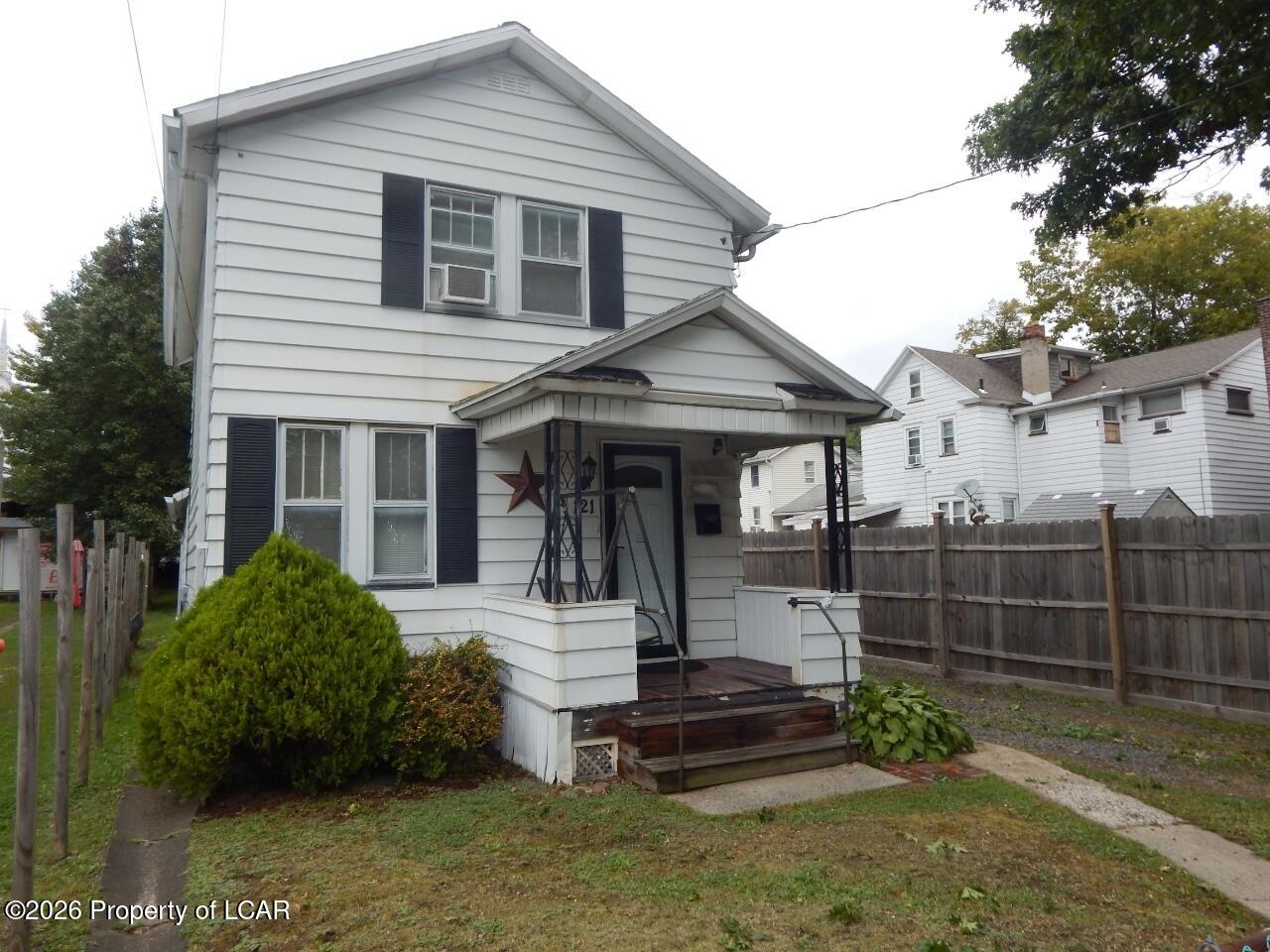 121 S Empire Street — photo