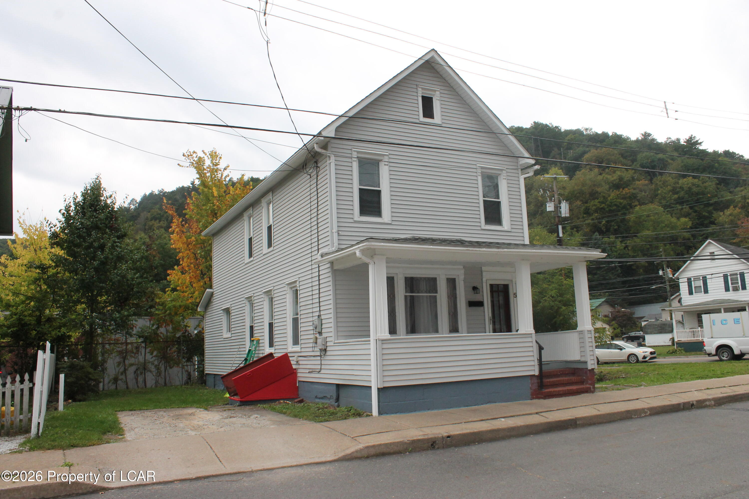 5 E Butler Street — photo
